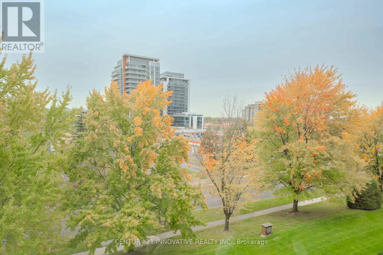 511 - 5 WELDRICK ROAD W