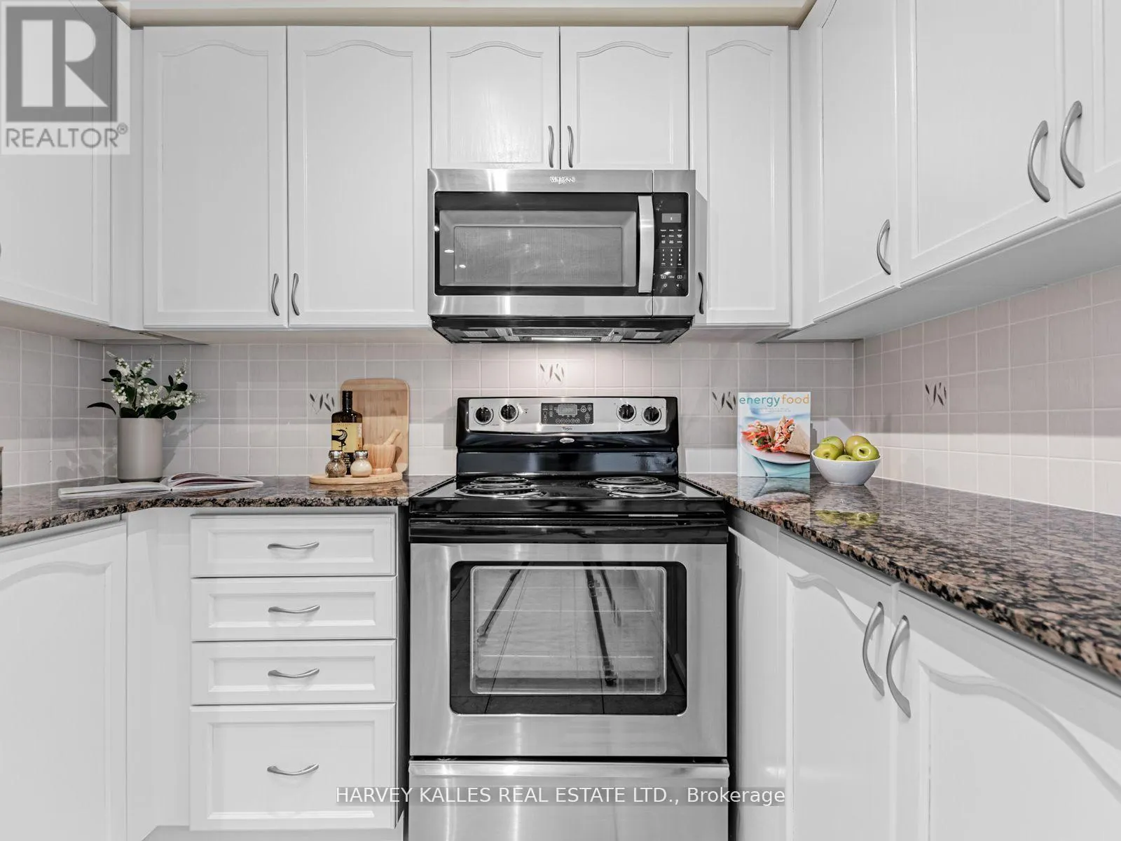 508 - 88 PROMENADE CIRCLE