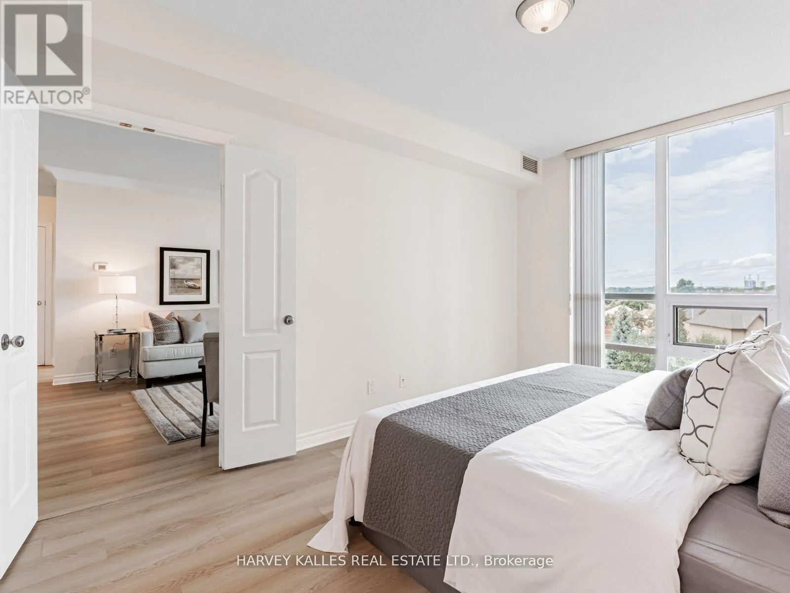 508 - 88 PROMENADE CIRCLE