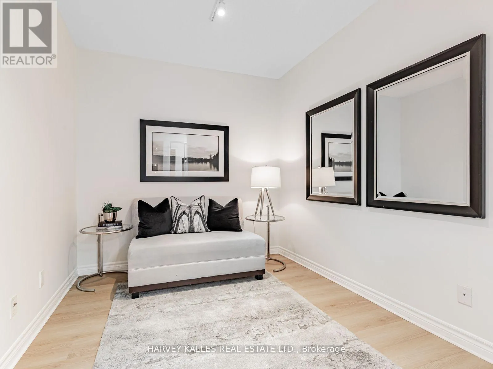 508 - 88 PROMENADE CIRCLE