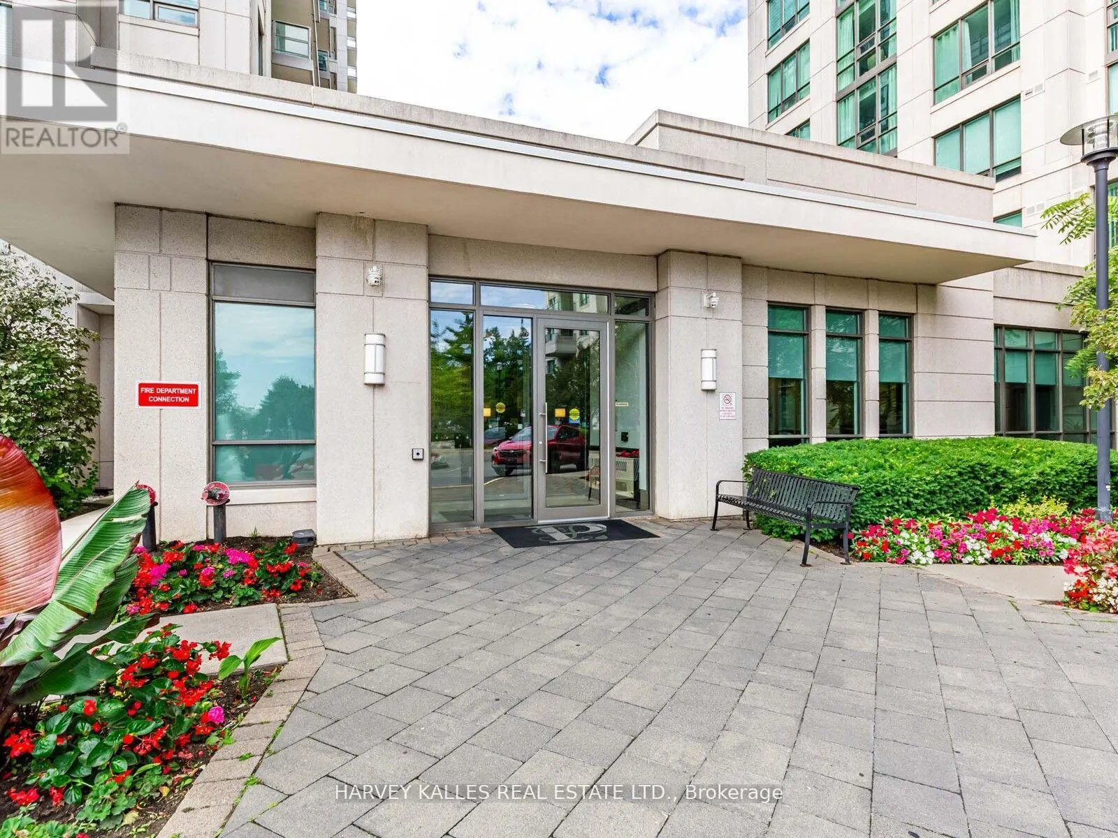 508 - 88 PROMENADE CIRCLE