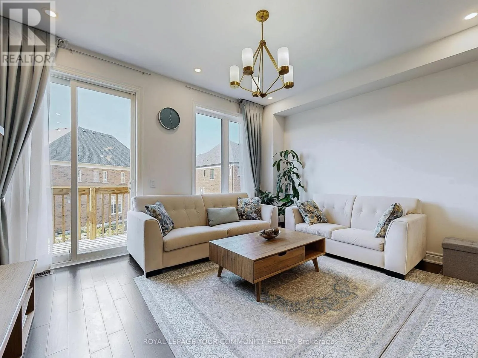 66 DRIZZEL CRESCENT