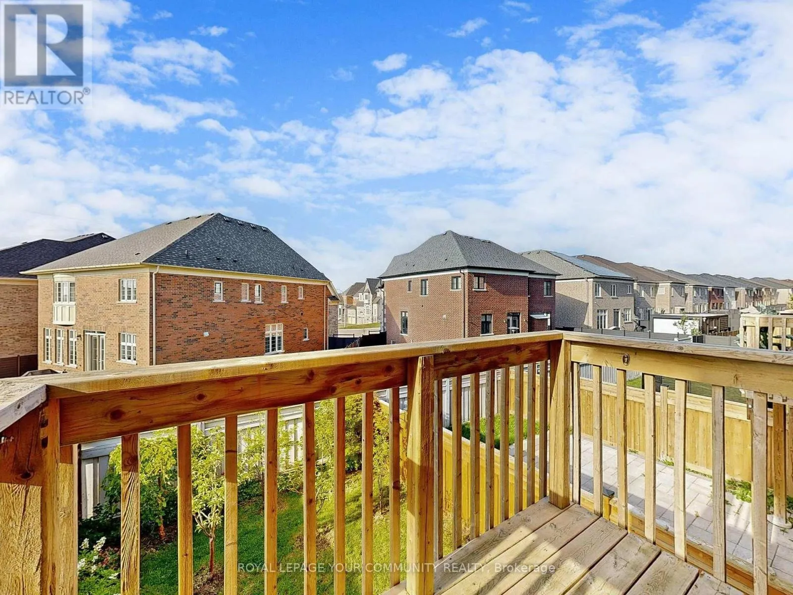 66 DRIZZEL CRESCENT