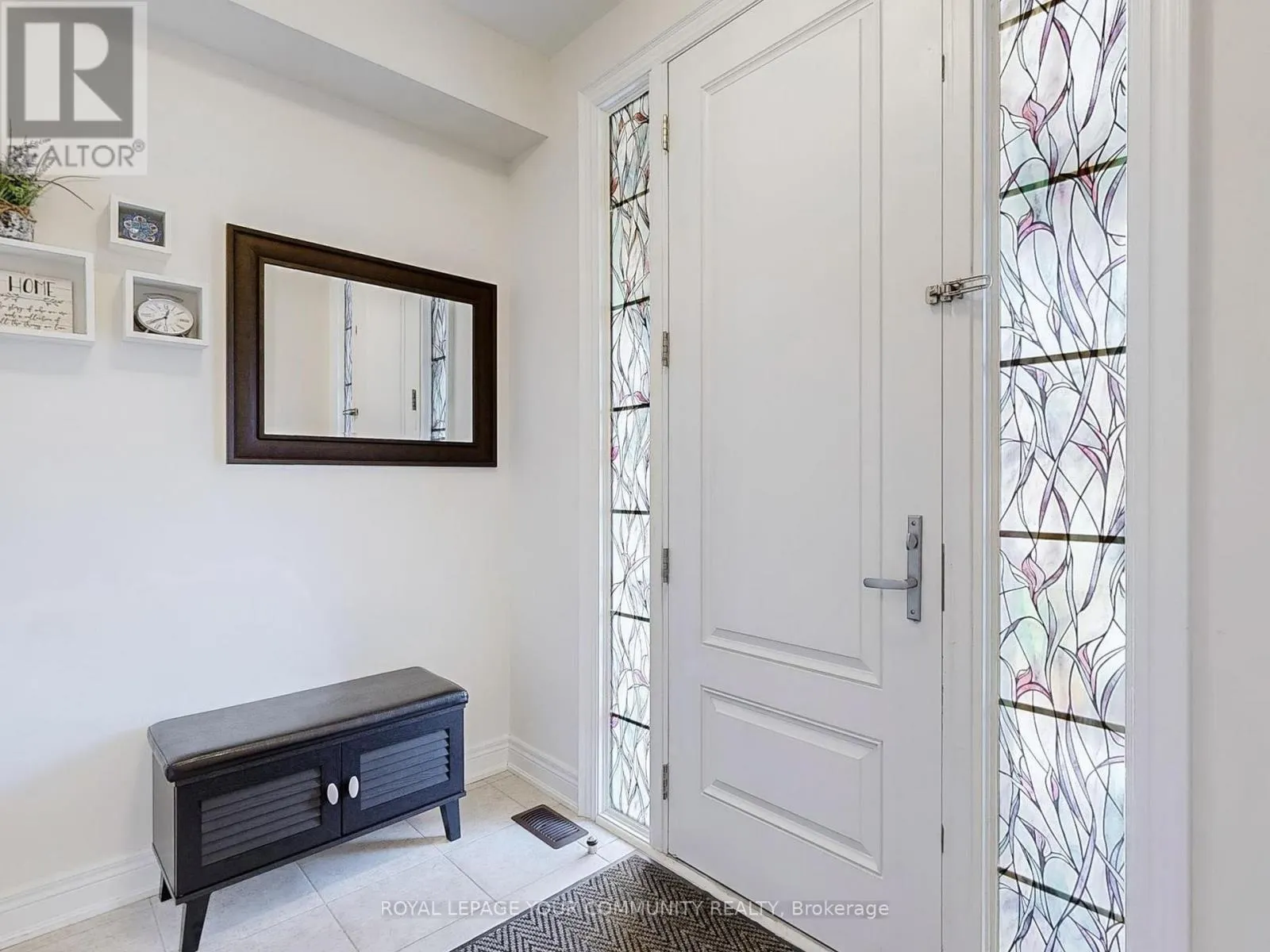 66 DRIZZEL CRESCENT