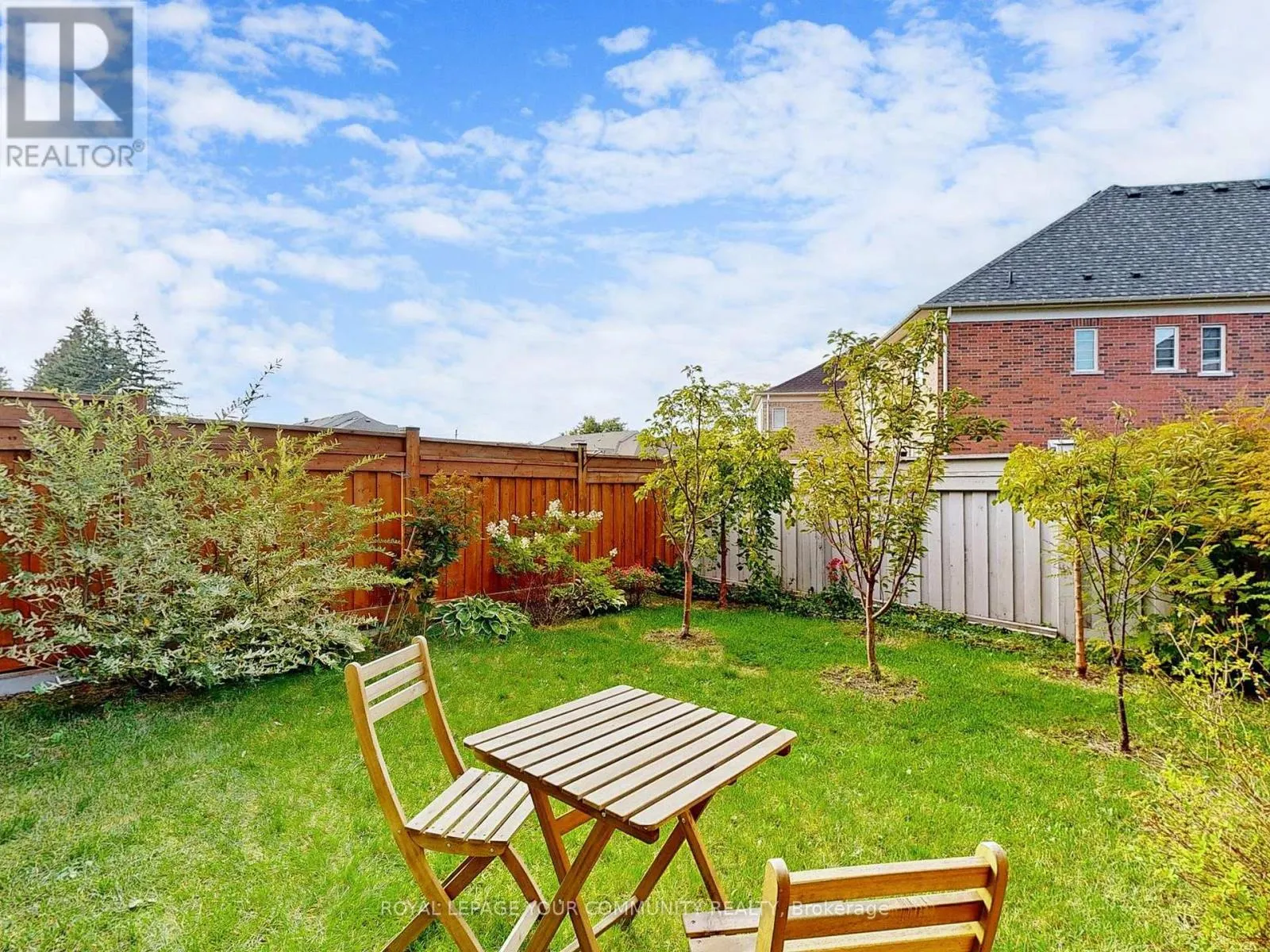 66 DRIZZEL CRESCENT