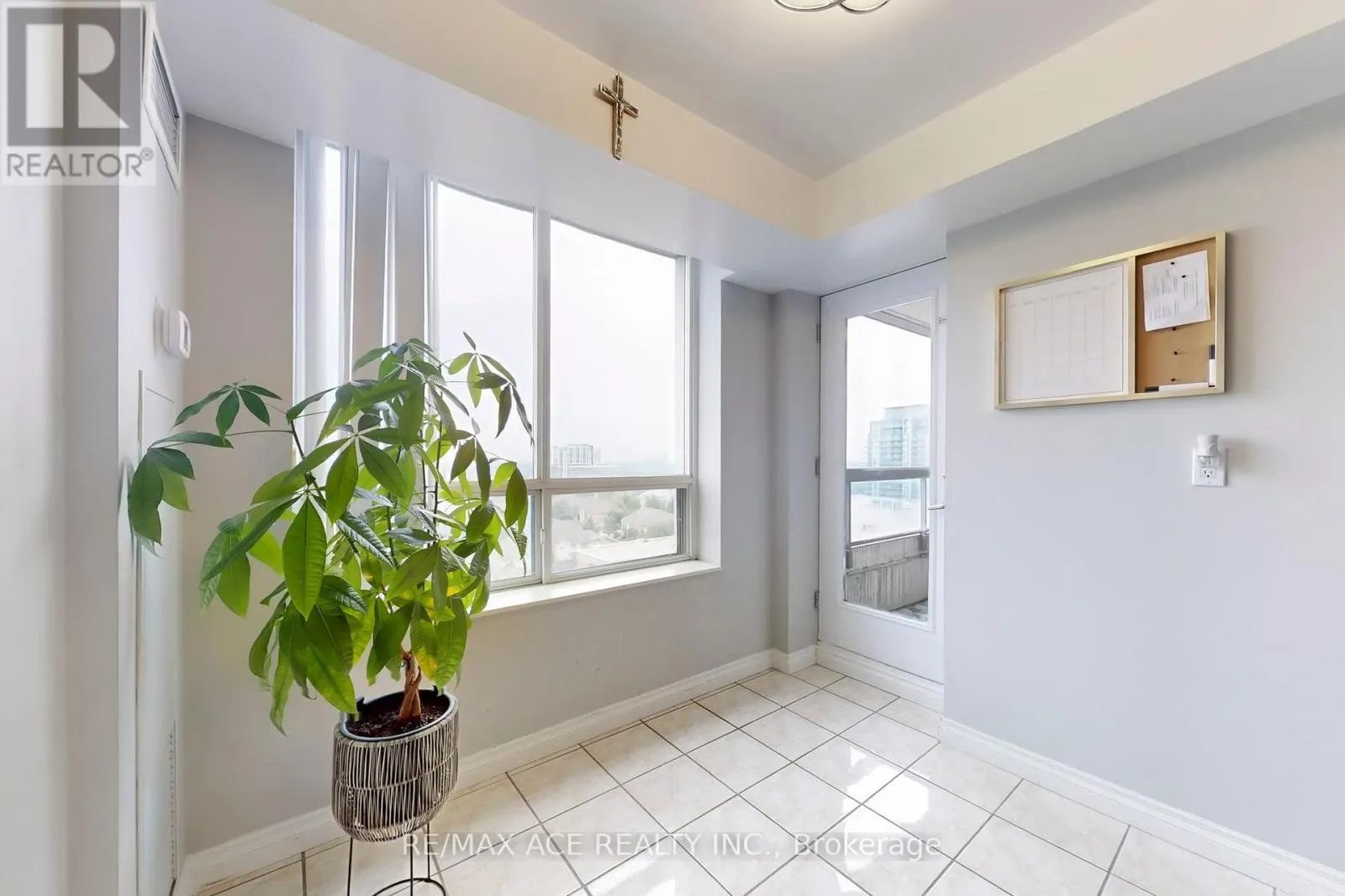 1108 - 29 NORTHERN HEIGHTS DRIVE