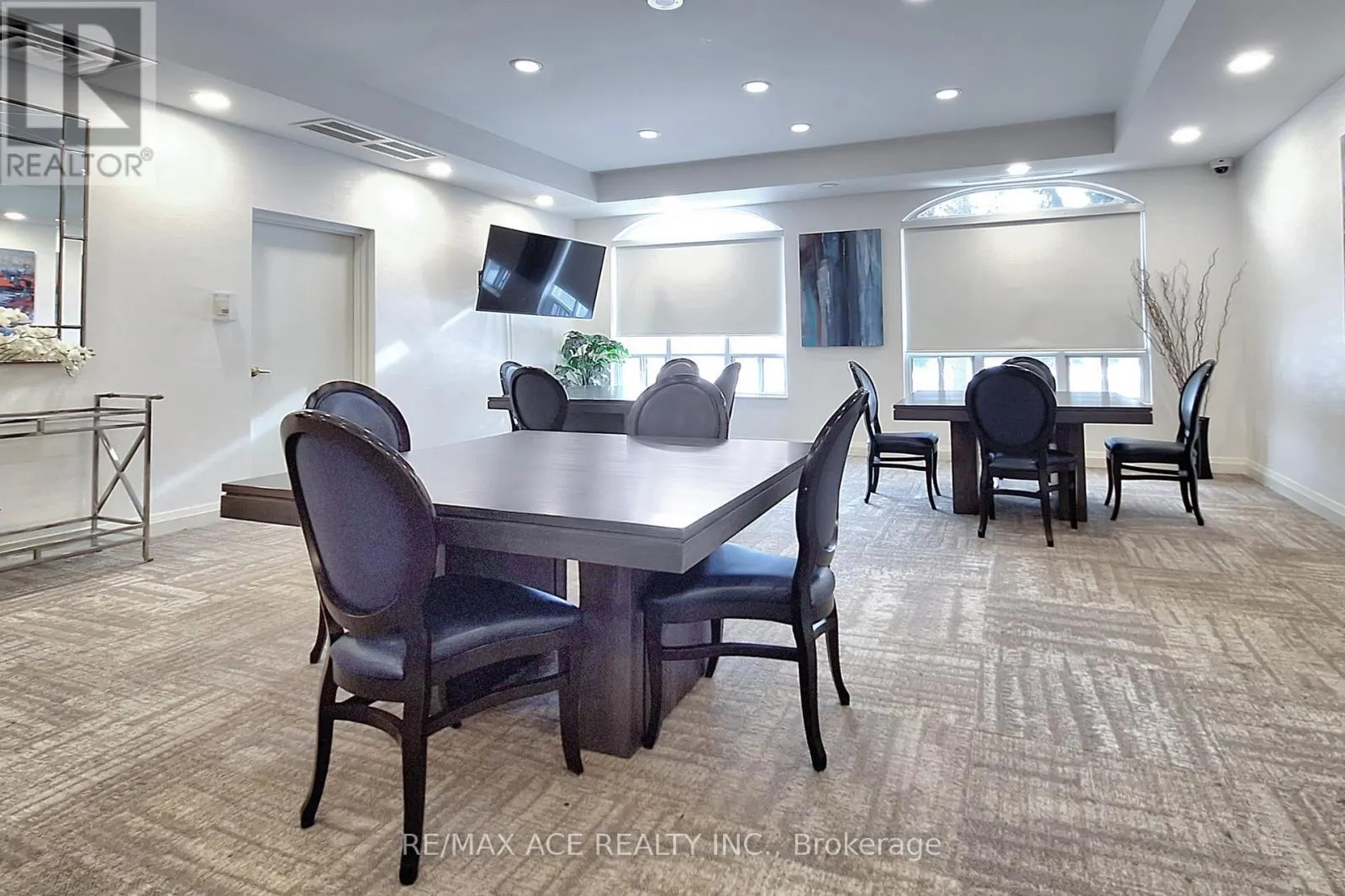 1108 - 29 NORTHERN HEIGHTS DRIVE