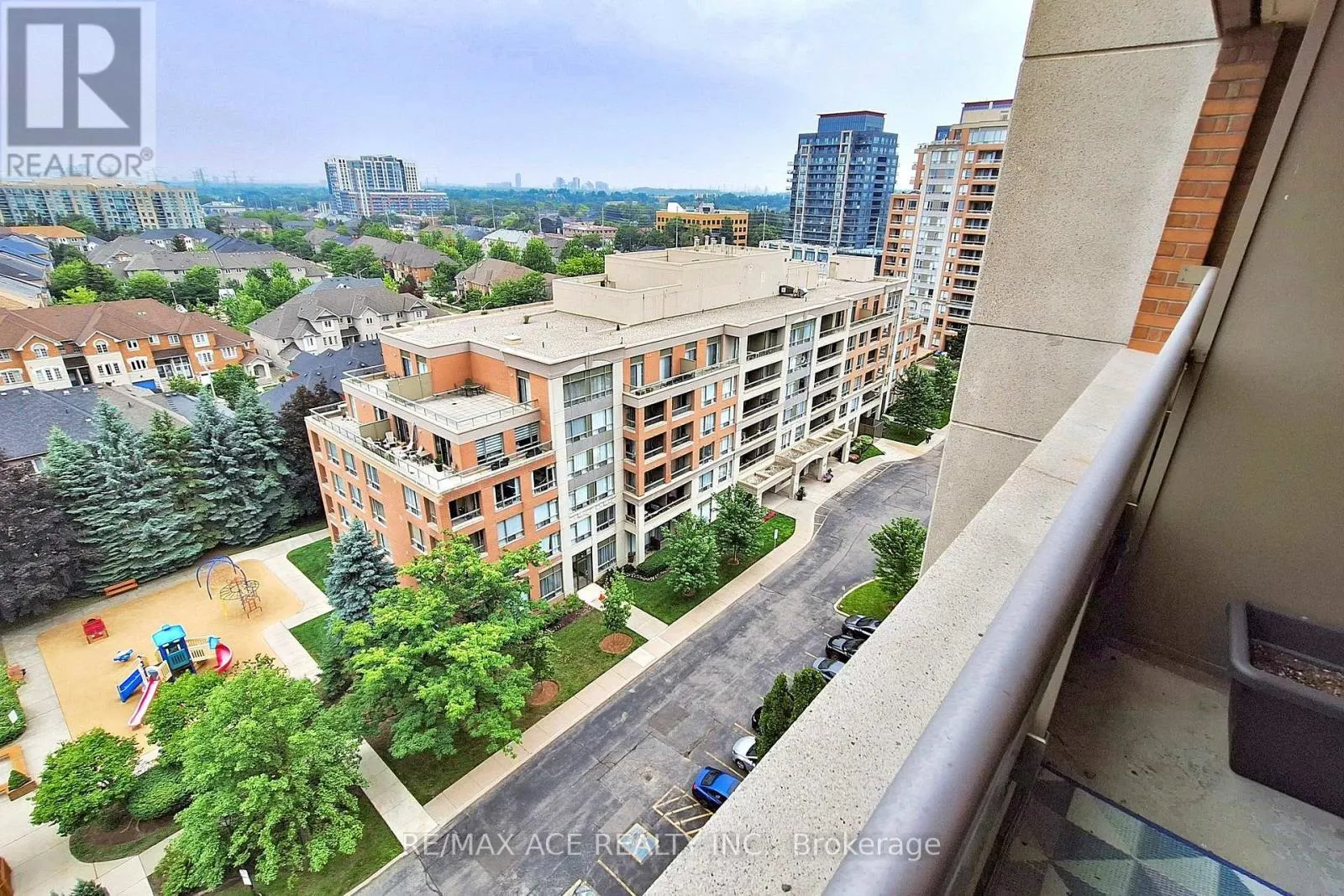 1108 - 29 NORTHERN HEIGHTS DRIVE