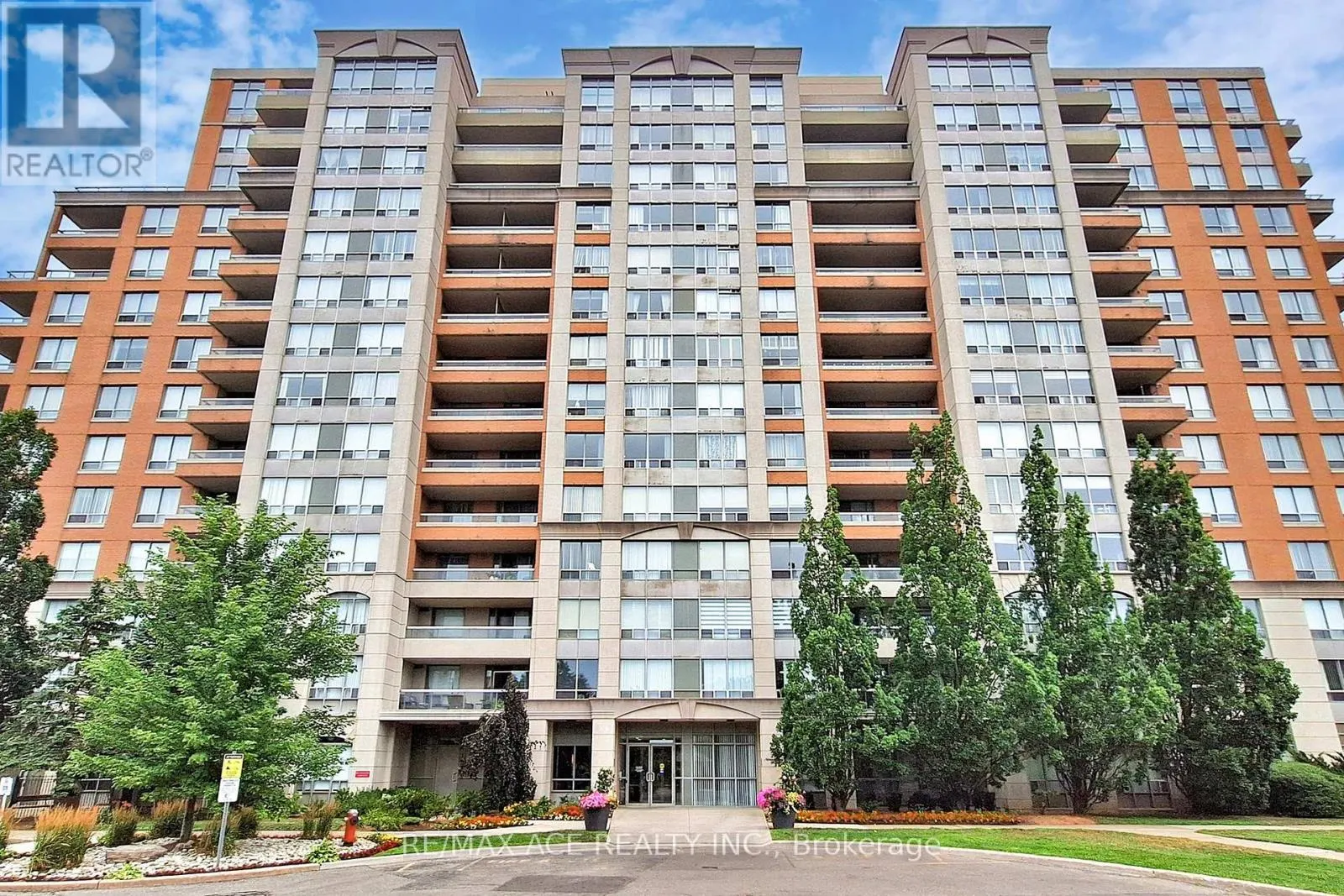 1108 - 29 NORTHERN HEIGHTS DRIVE