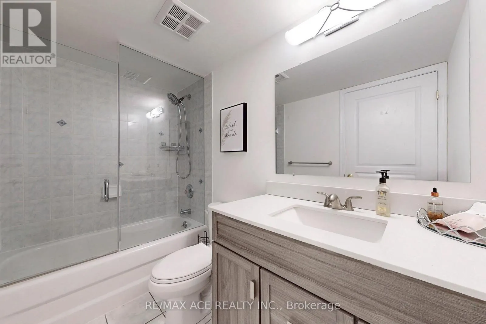 1108 - 29 NORTHERN HEIGHTS DRIVE