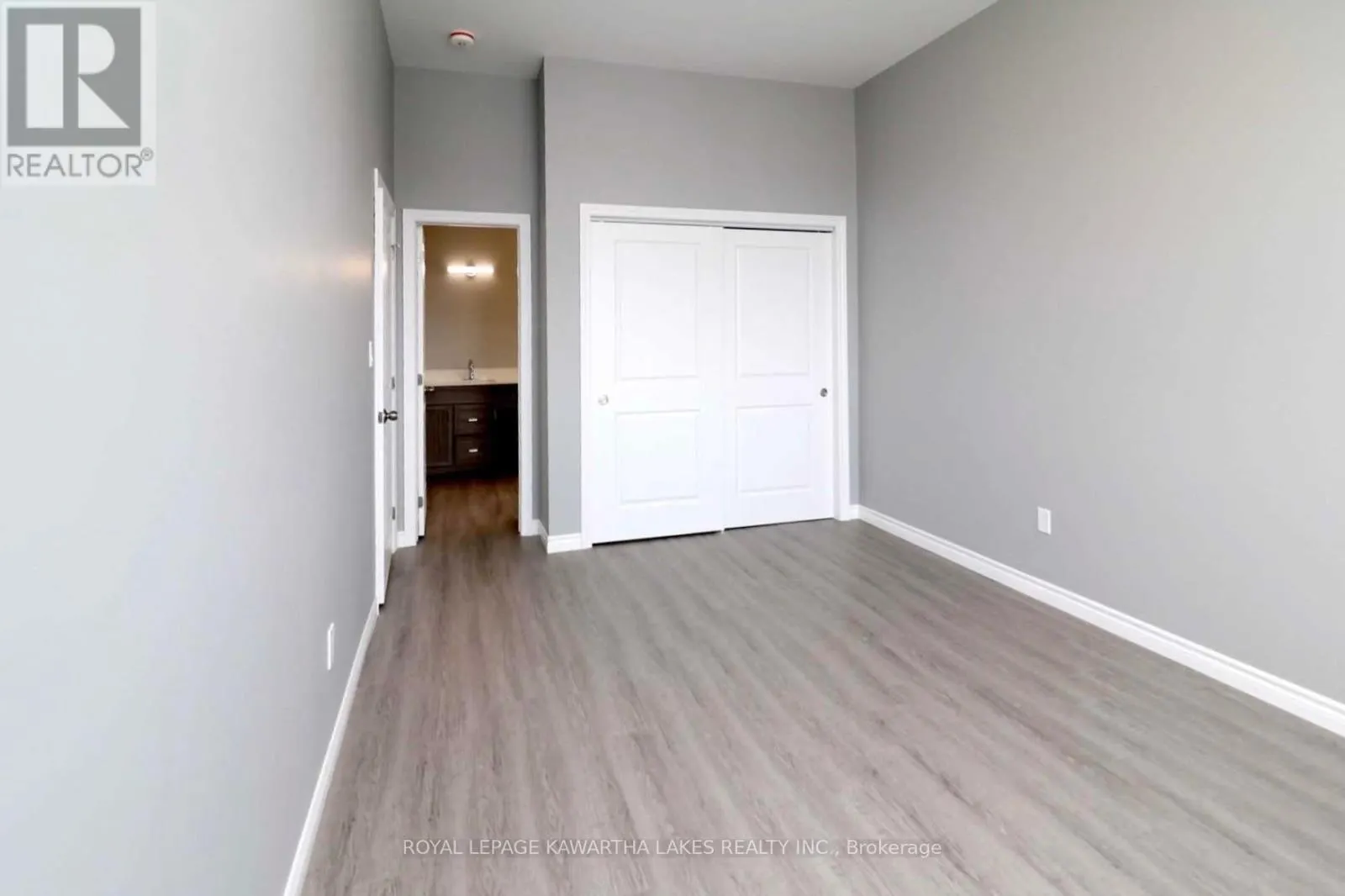 UNIT - 448 OSBORNE STREET, #Unit