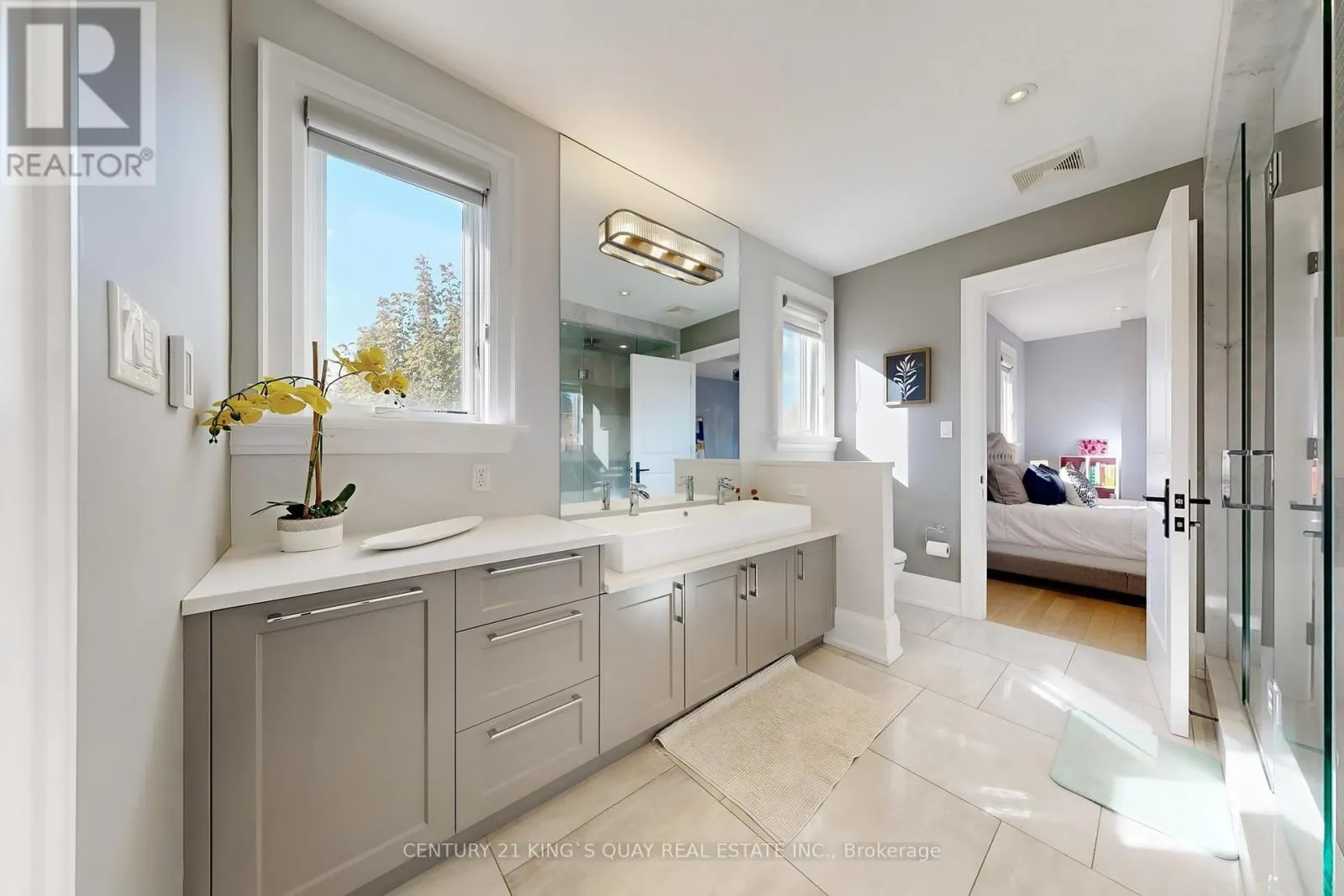 8 PARKWAY AVENUE