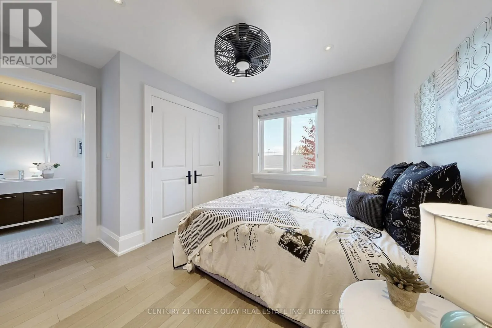8 PARKWAY AVENUE