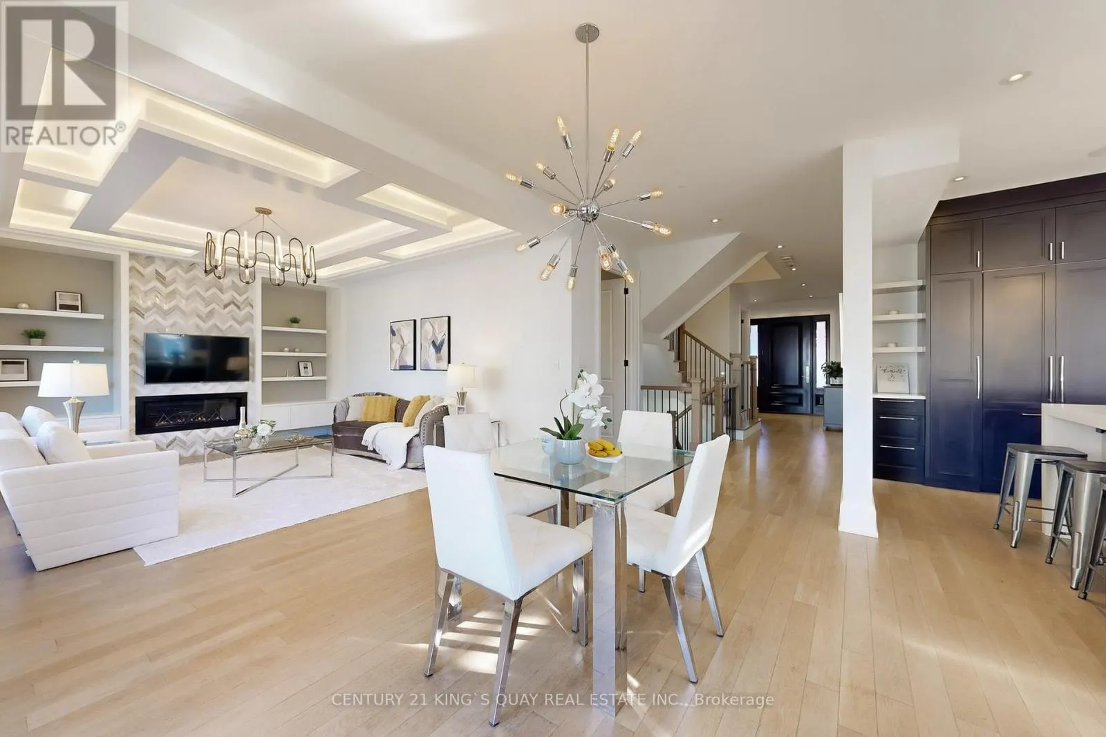 8 PARKWAY AVENUE