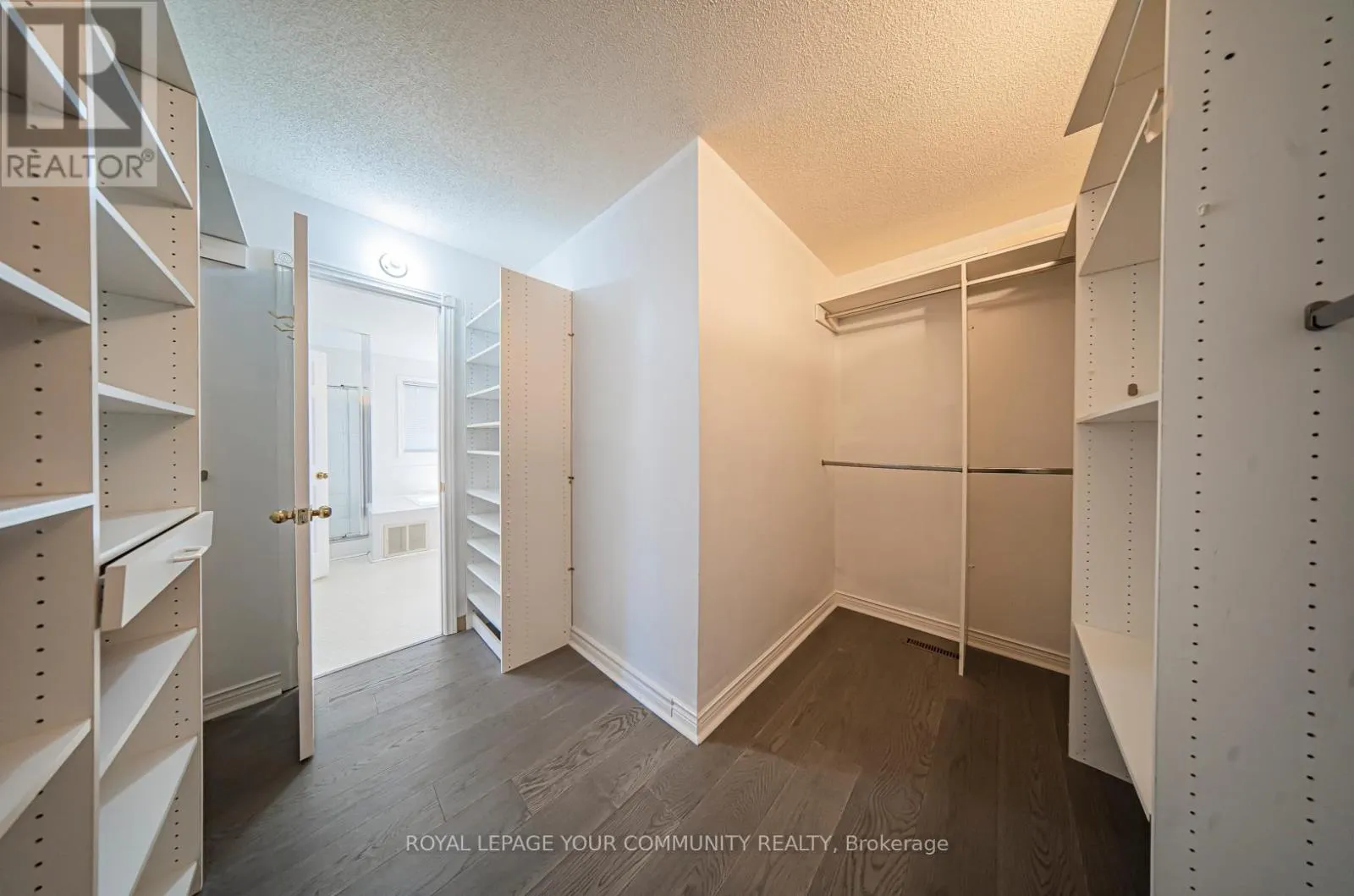 147 JOHN BUTTON BOULEVARD