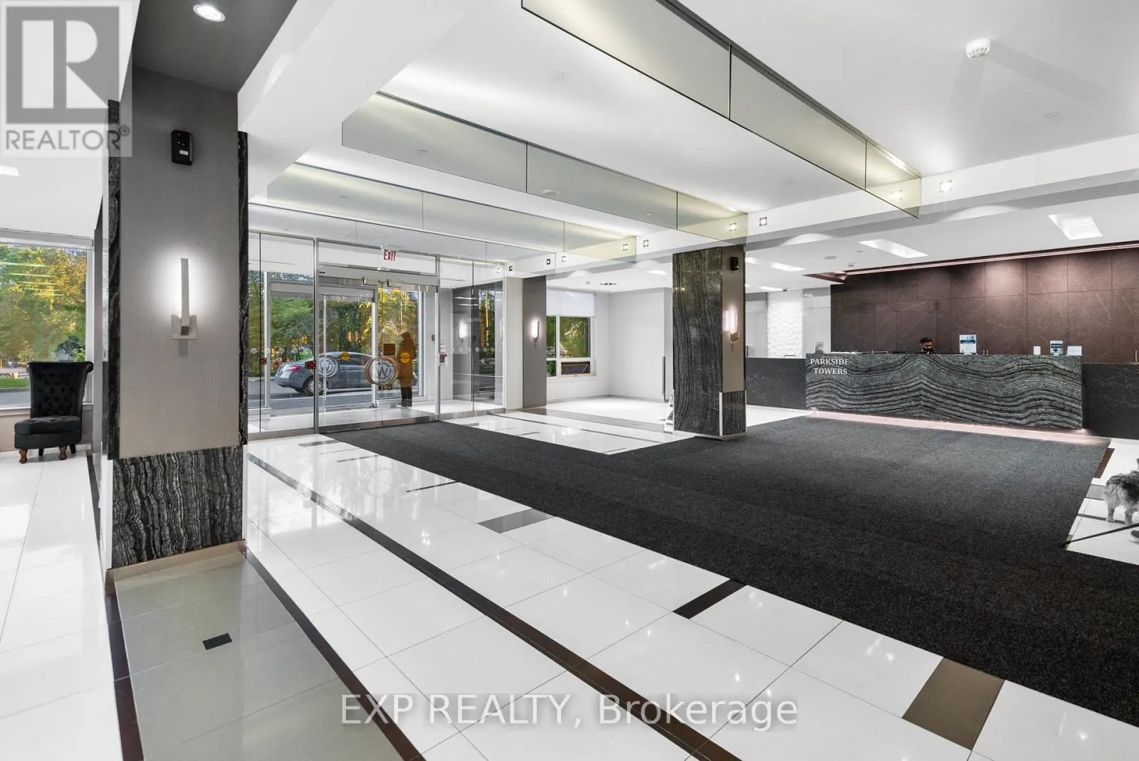 1011 - 7167 YONGE STREET