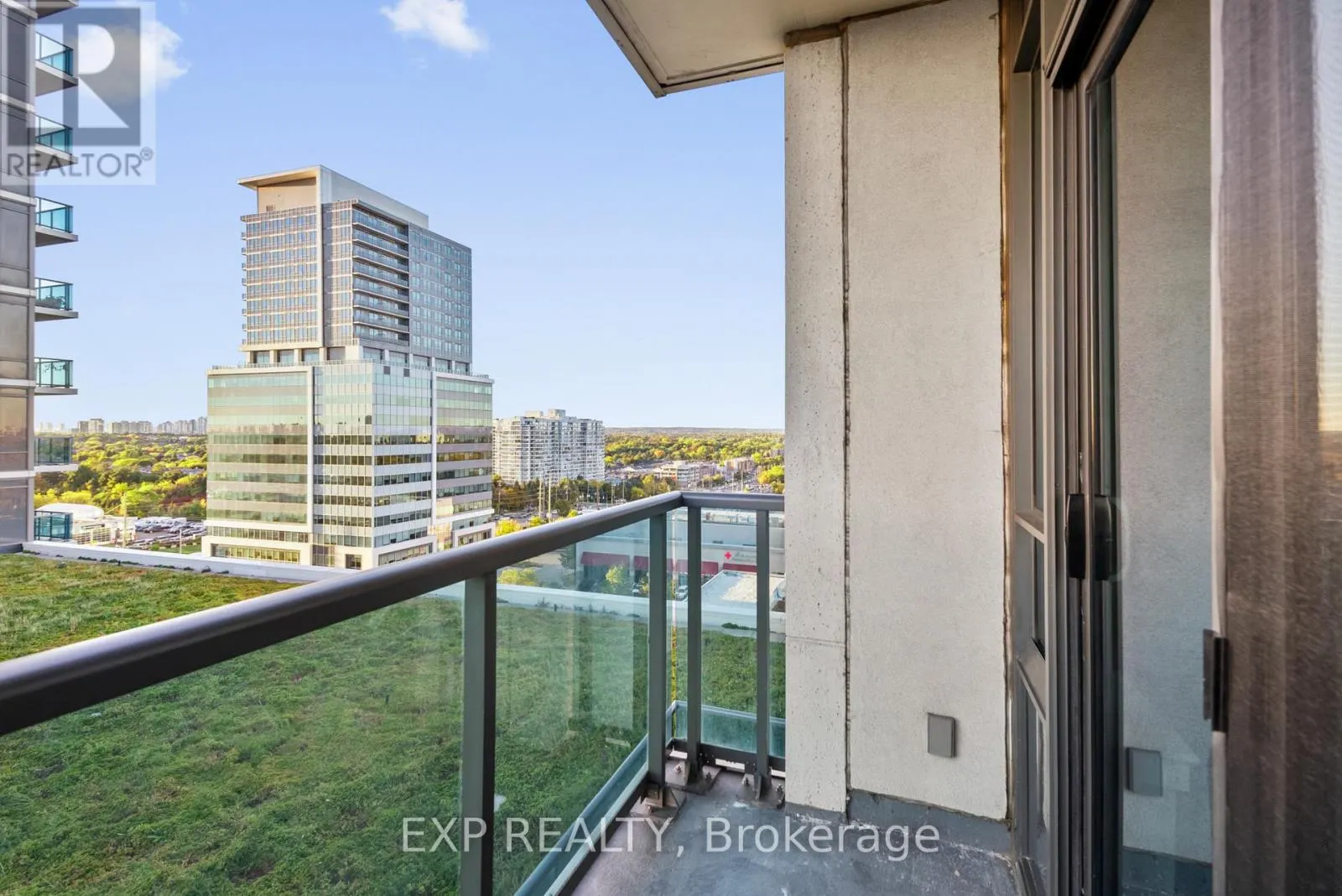 1011 - 7167 YONGE STREET
