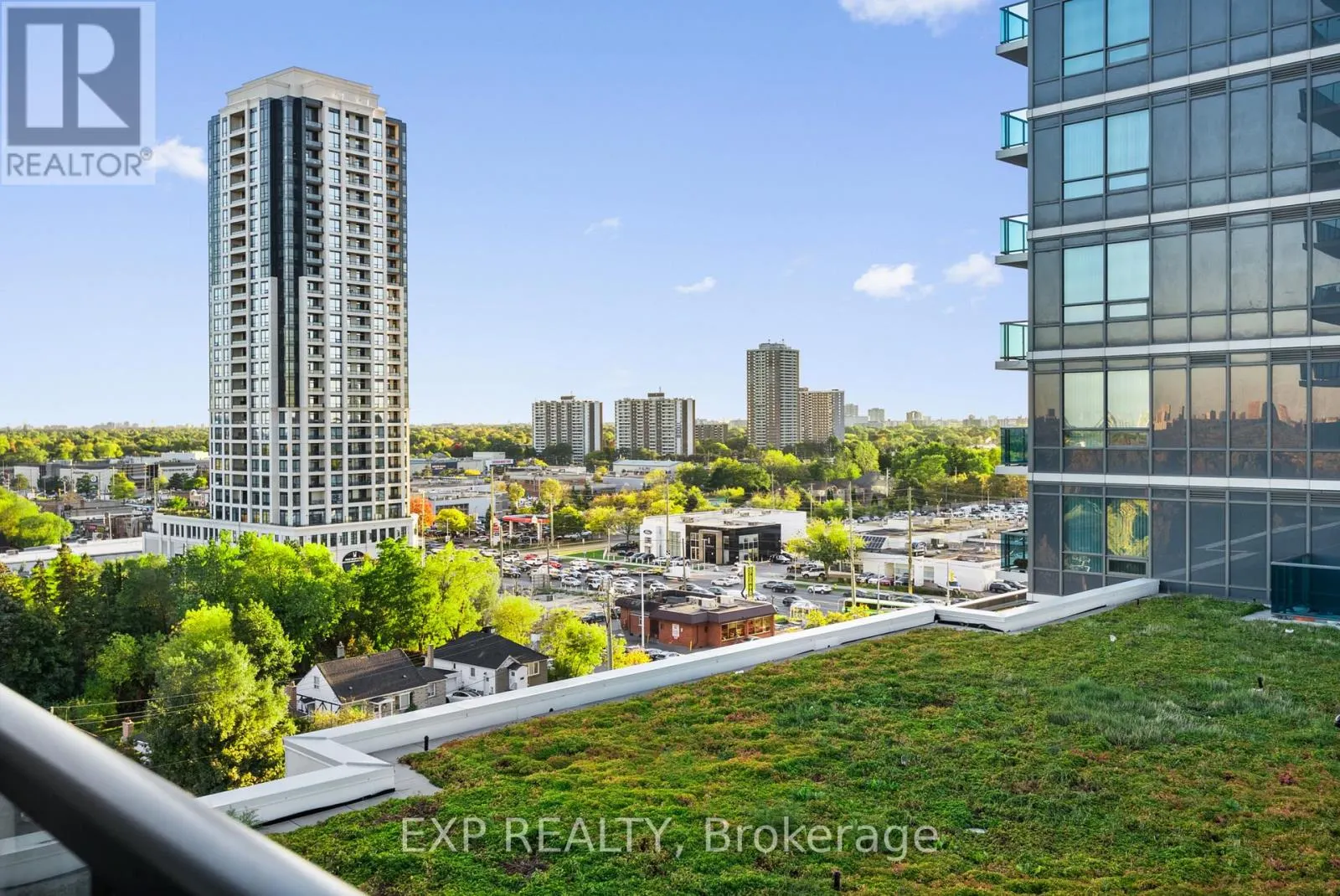 1011 - 7167 YONGE STREET