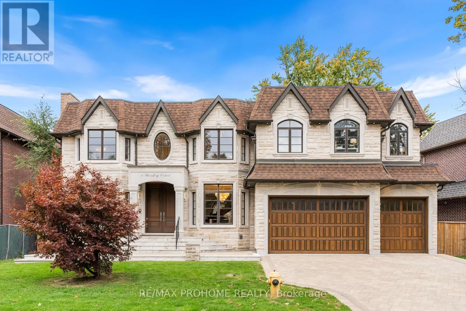 8 WORSLEY COURT