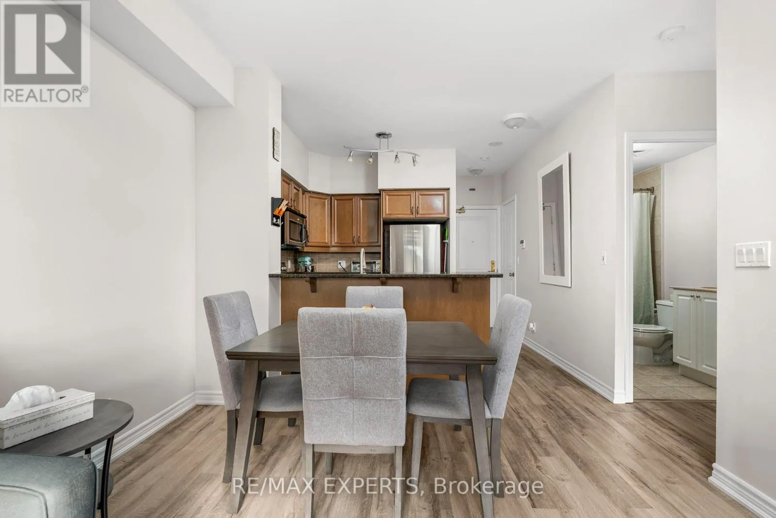 515 - 9225 JANE STREET