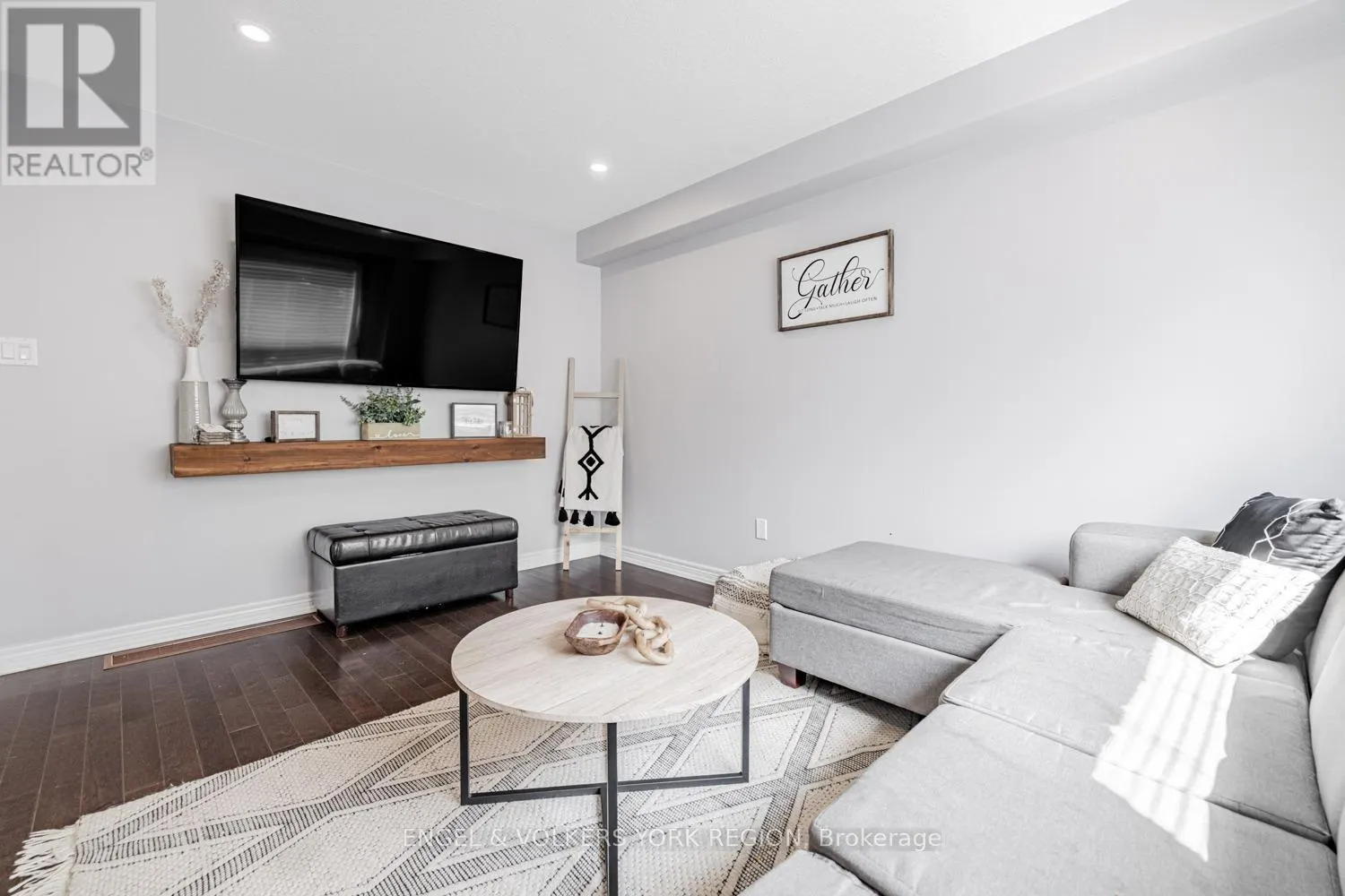 176 BANTING CRESCENT