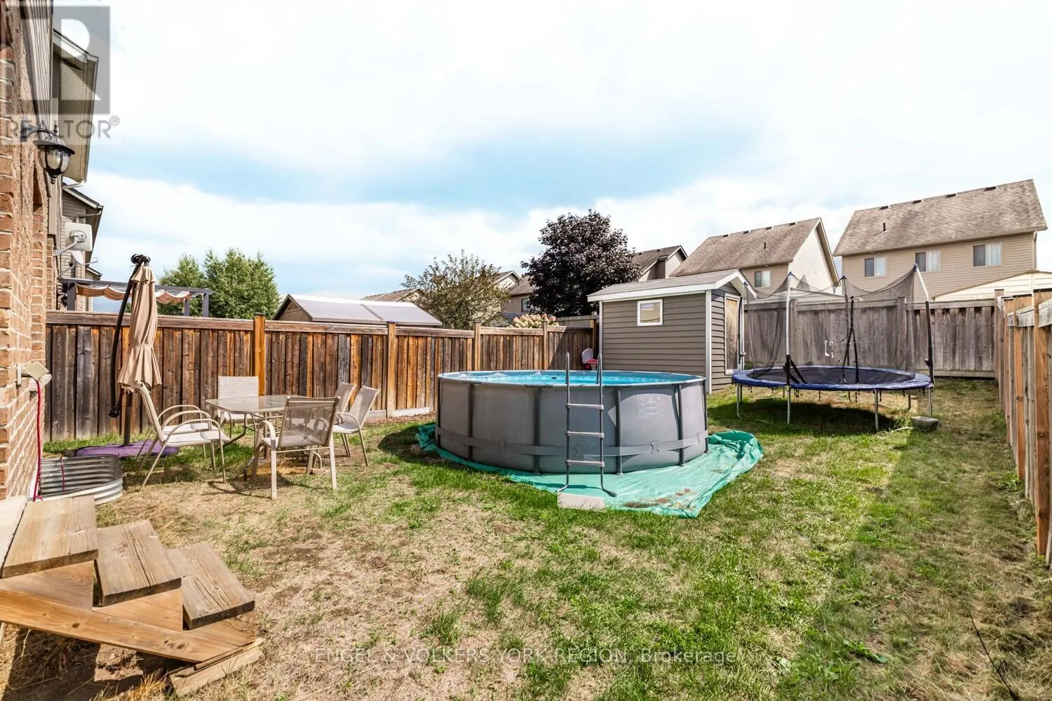 176 BANTING CRESCENT