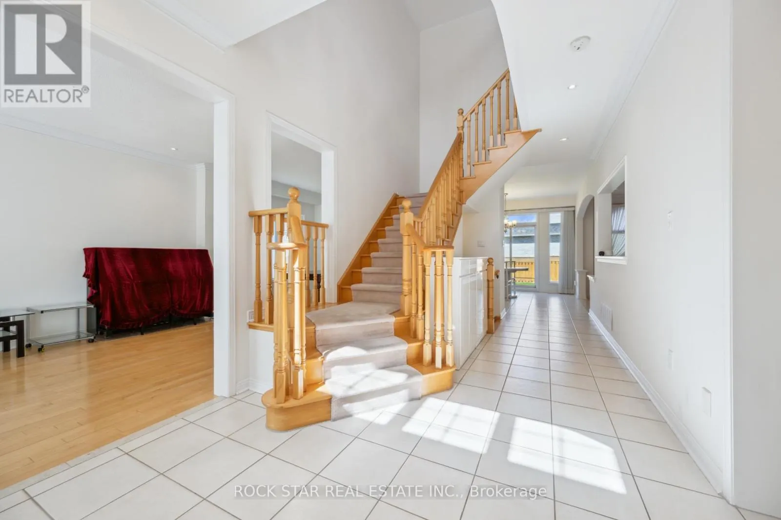 18 BURNDENFORD CRESCENT