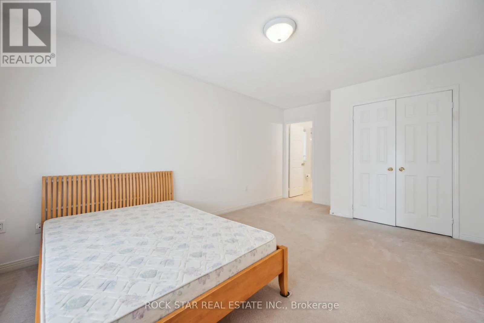 18 BURNDENFORD CRESCENT