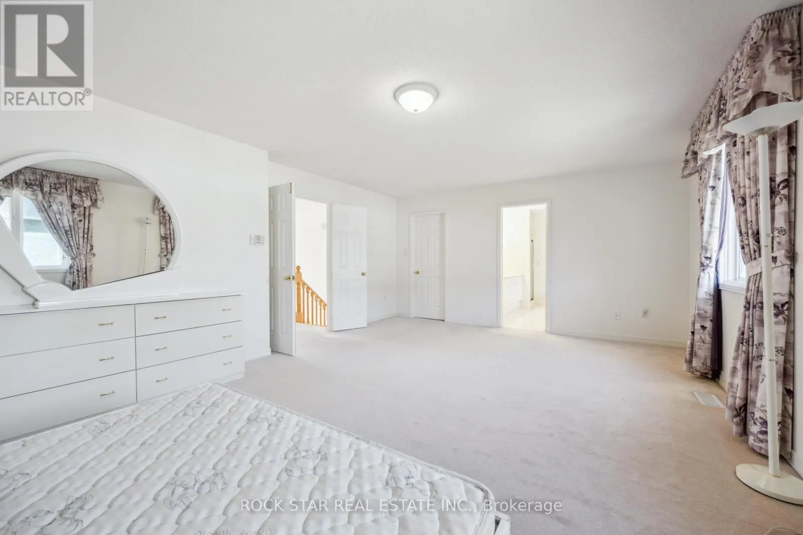 18 BURNDENFORD CRESCENT