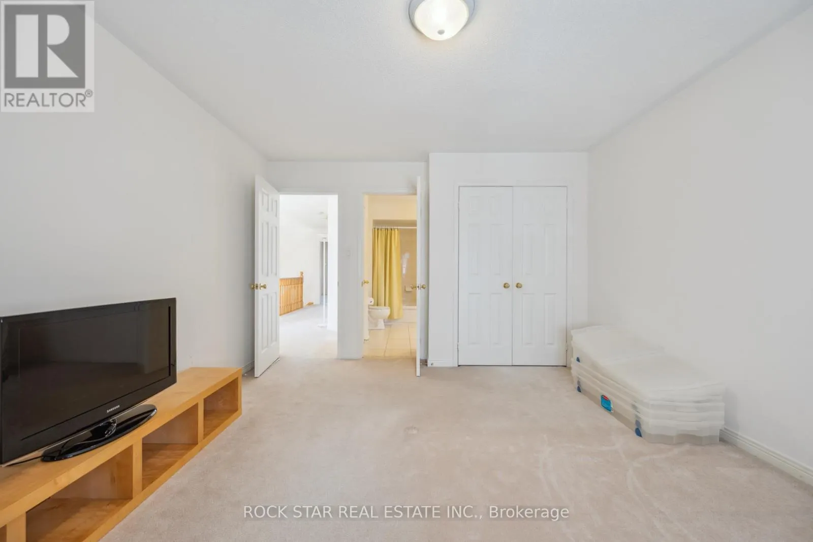 18 BURNDENFORD CRESCENT