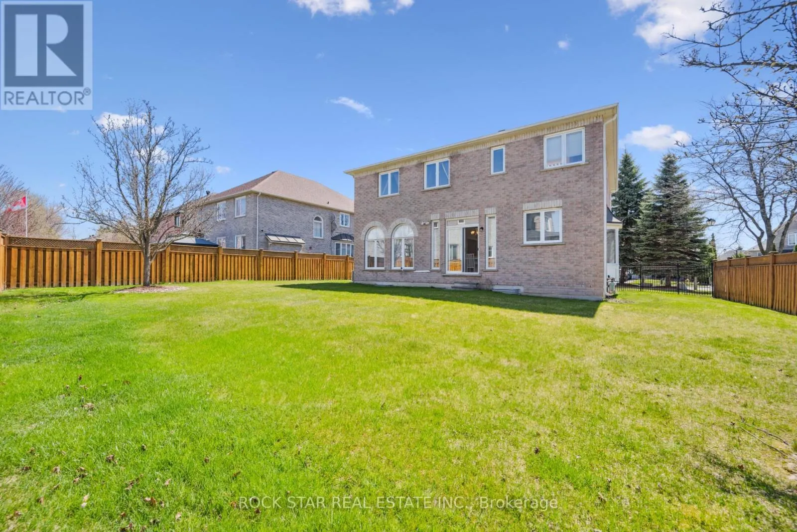 18 BURNDENFORD CRESCENT
