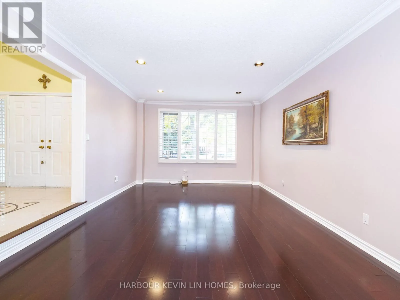 25 PEARL GATE COURT