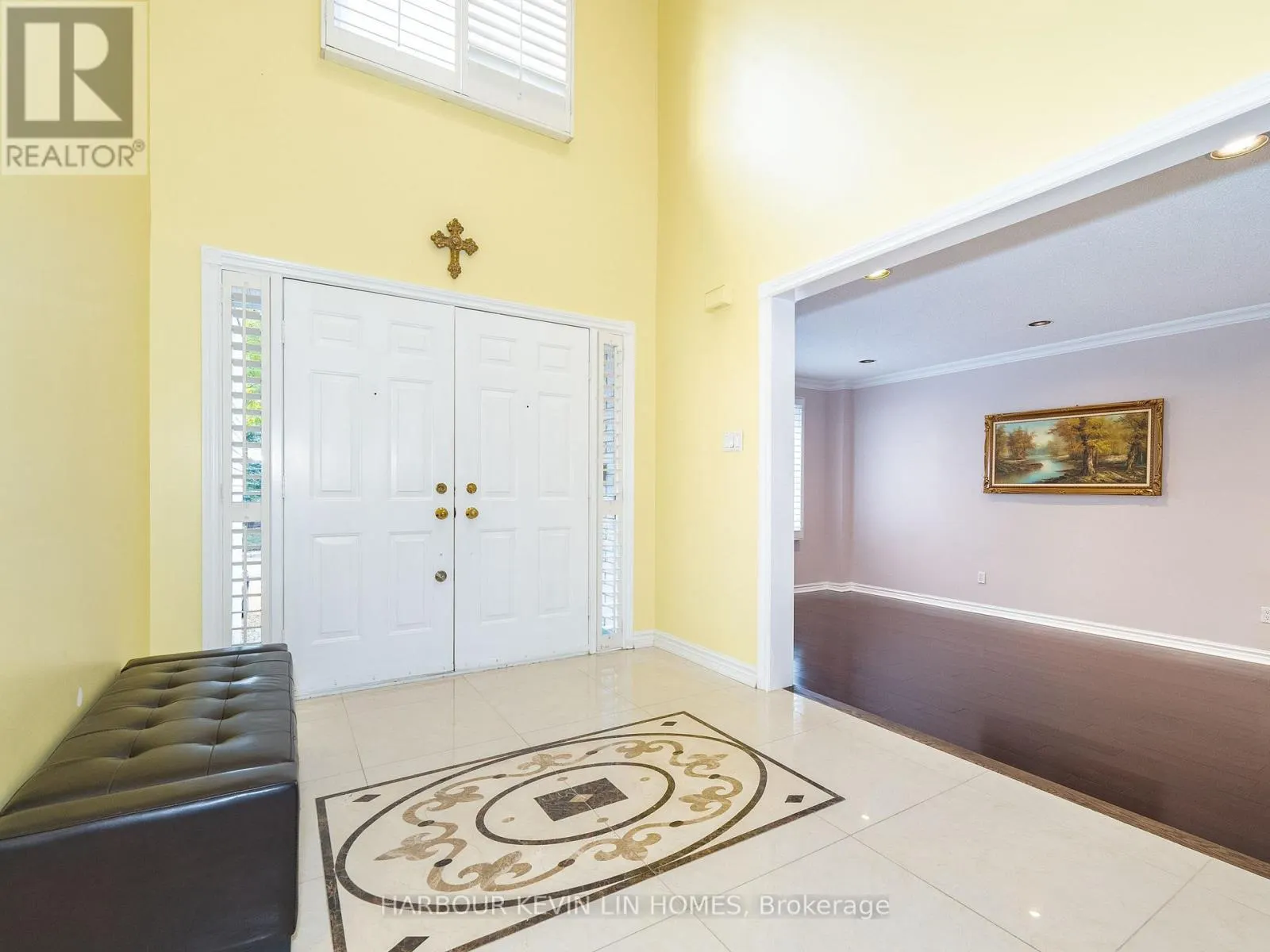 25 PEARL GATE COURT