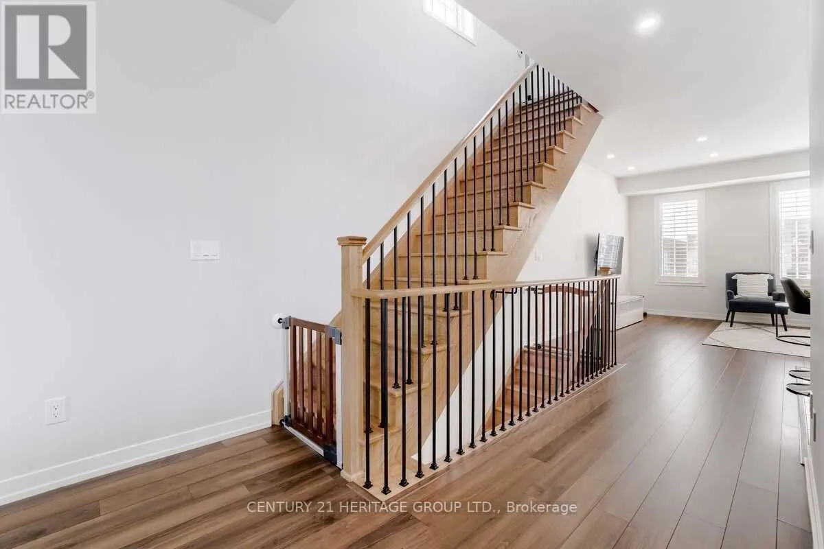239 HARDING PARK