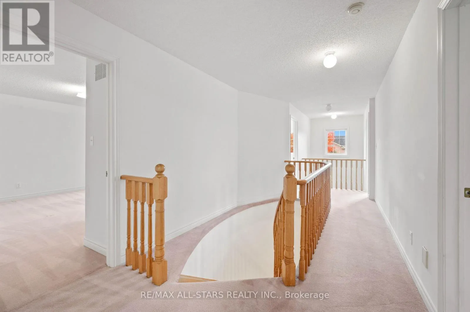 9 WOOD THRUSH AVENUE