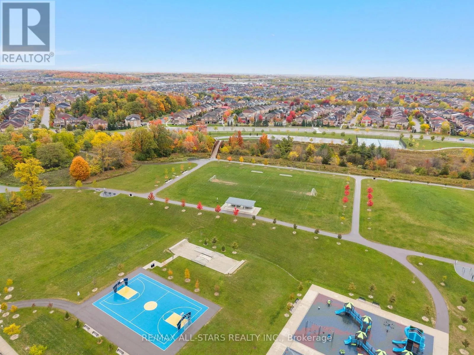9 WOOD THRUSH AVENUE