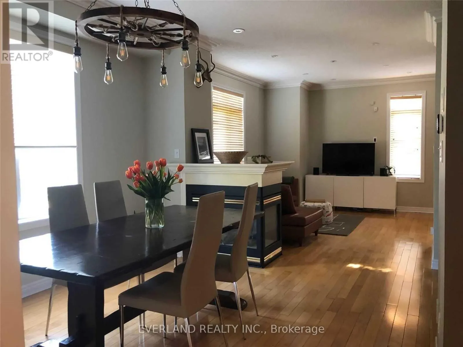 34 DANCER'S DRIVE