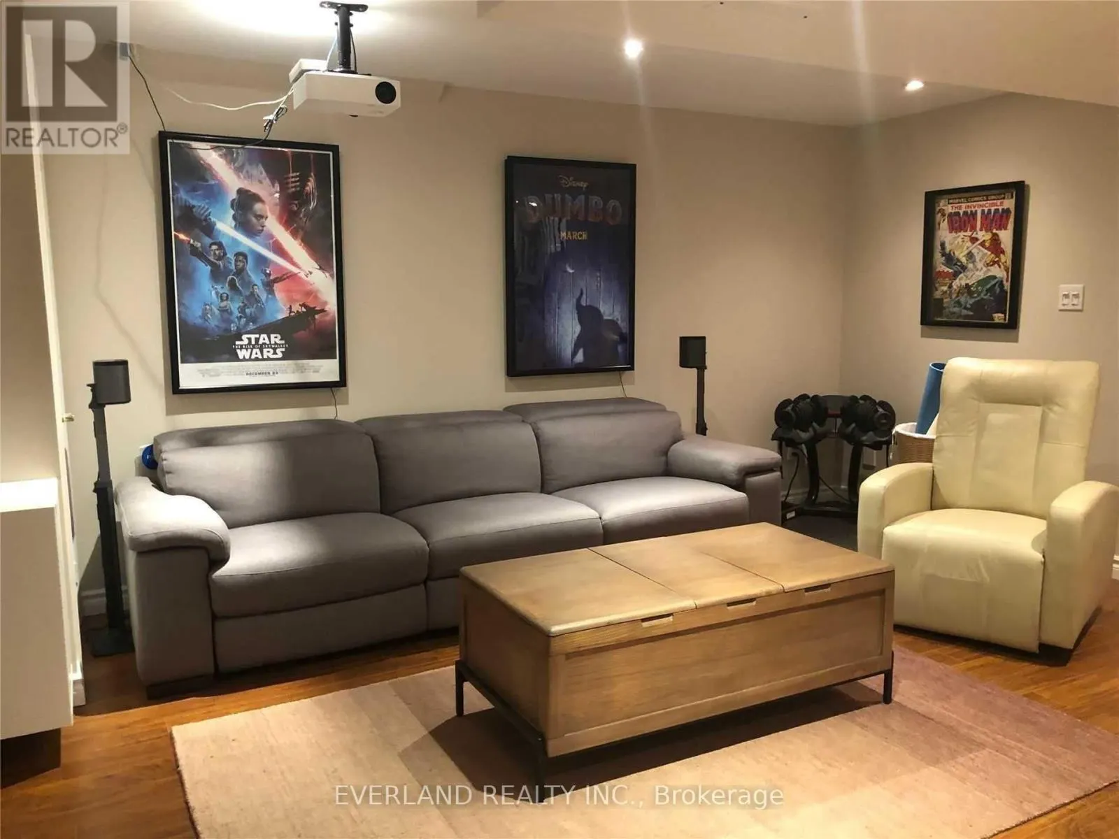 34 DANCER'S DRIVE