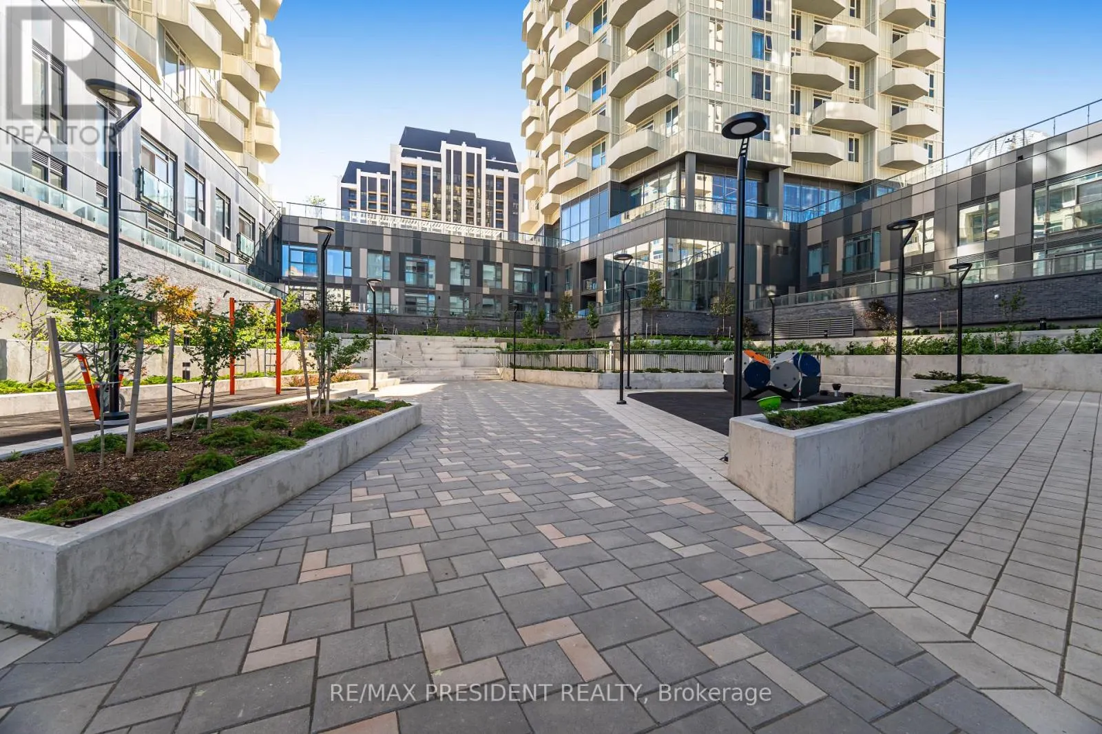 501 - 474 CALDARI ROAD