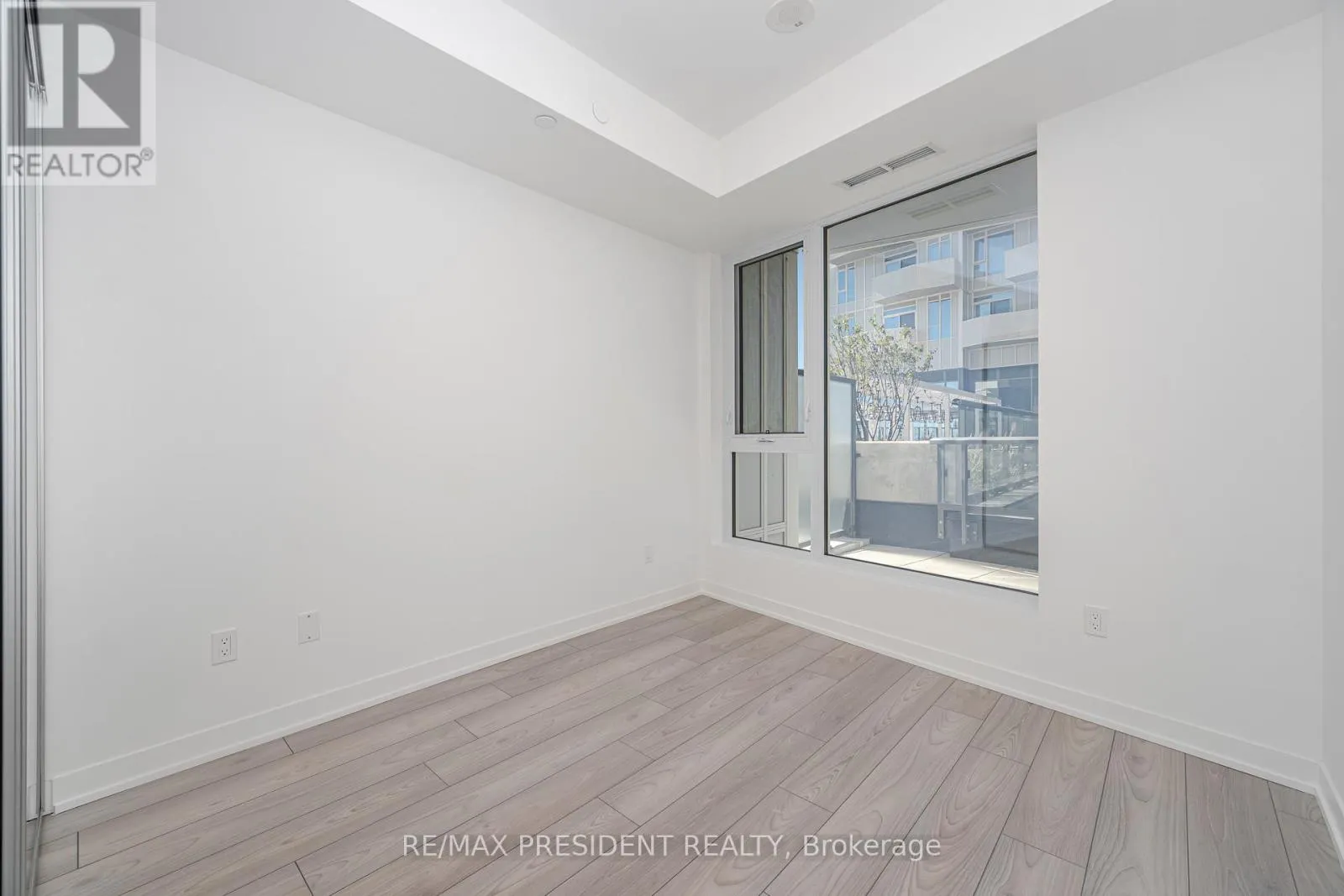 501 - 474 CALDARI ROAD