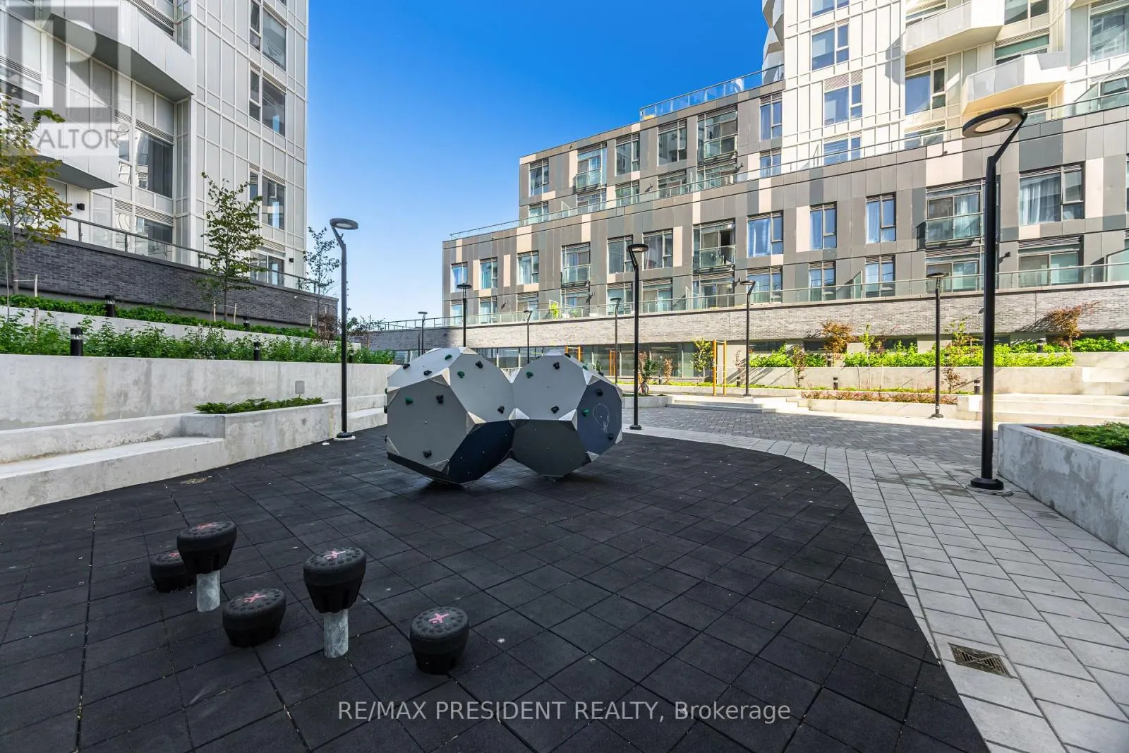 501 - 474 CALDARI ROAD