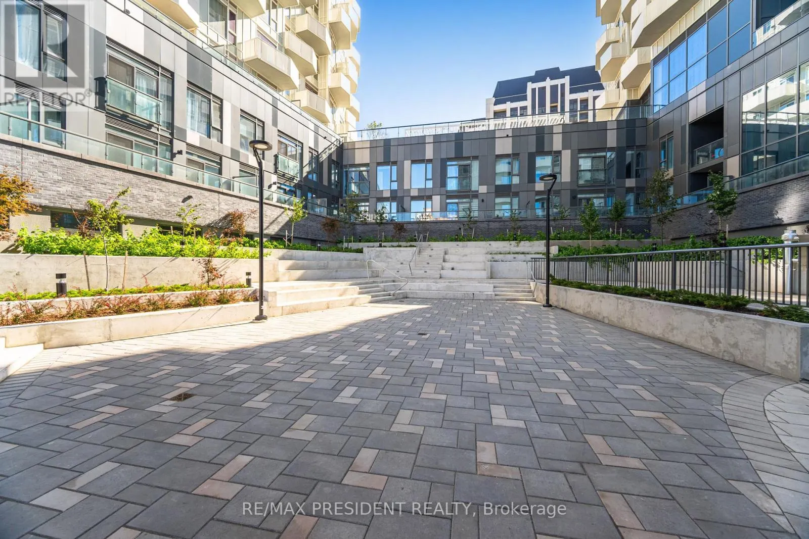 501 - 474 CALDARI ROAD