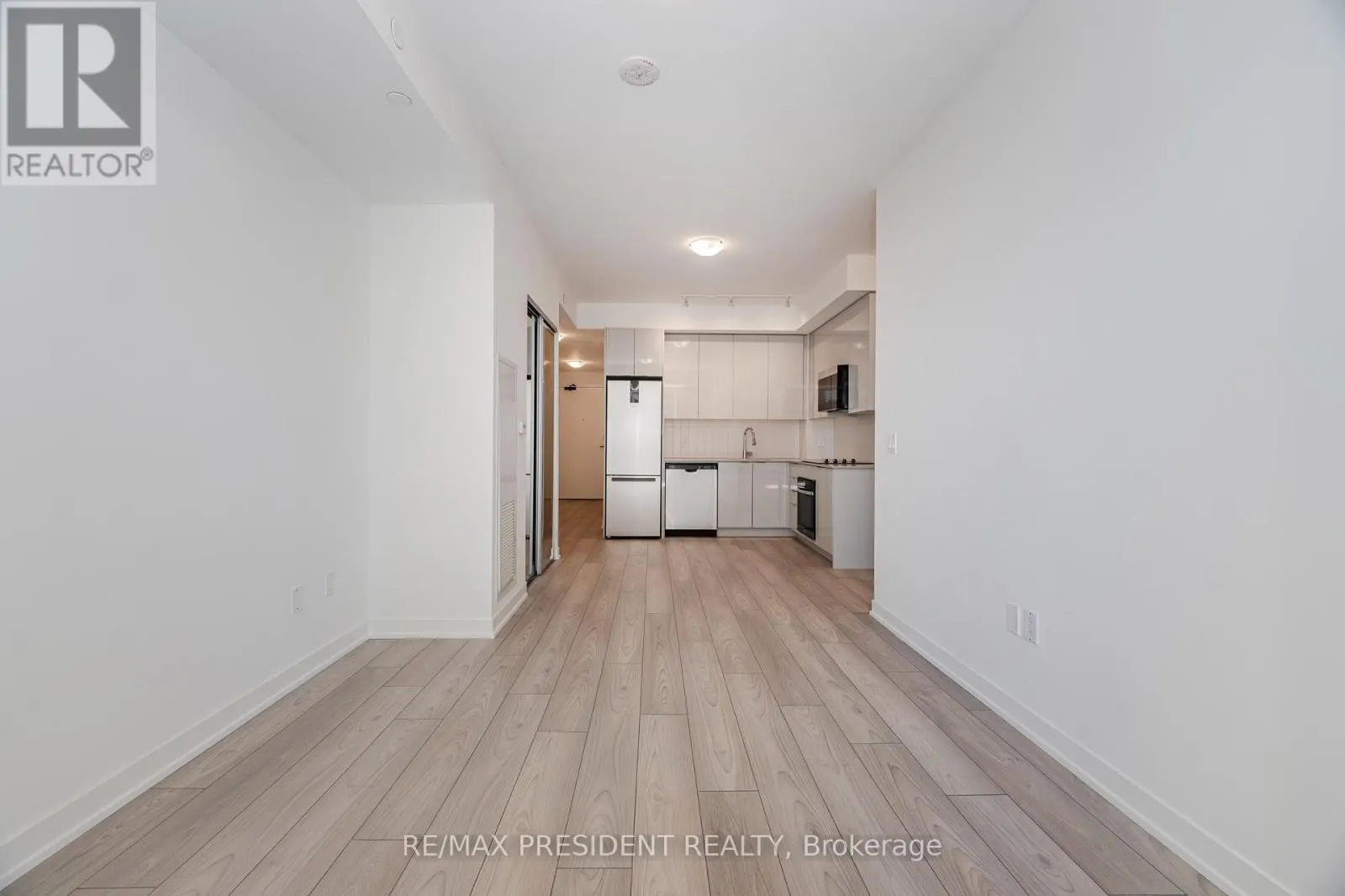 501 - 474 CALDARI ROAD