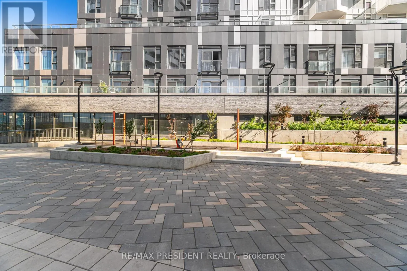 501 - 474 CALDARI ROAD