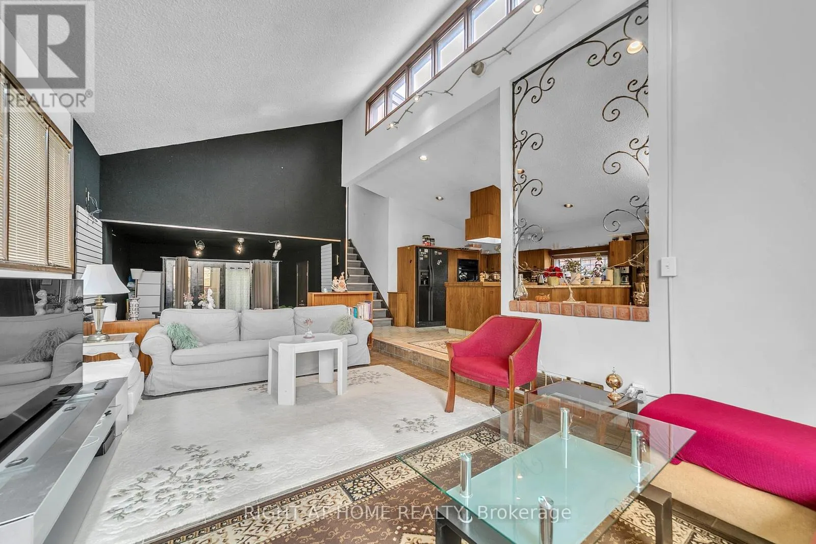 1015 DAVIS DRIVE