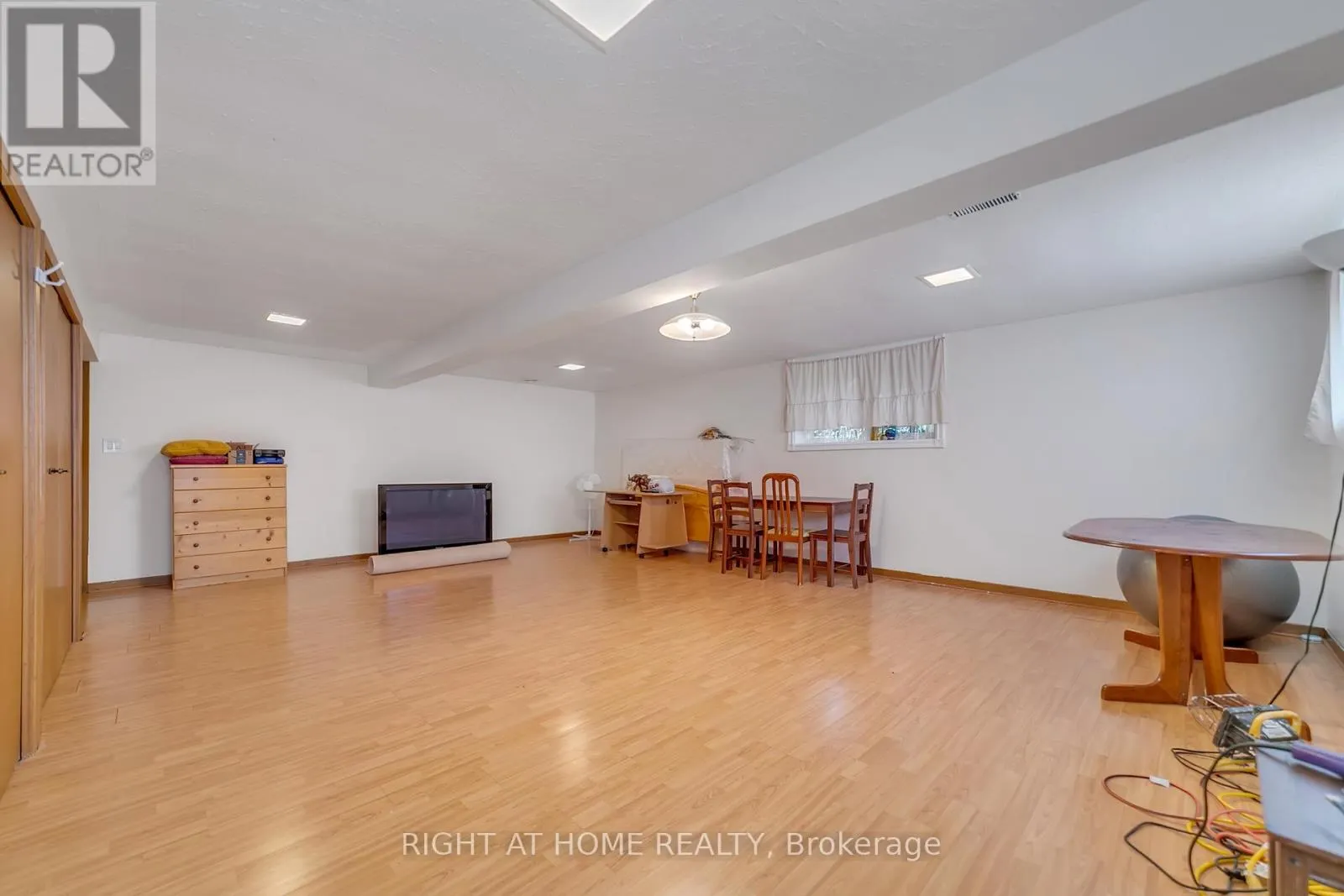 1025 DAVIS DRIVE
