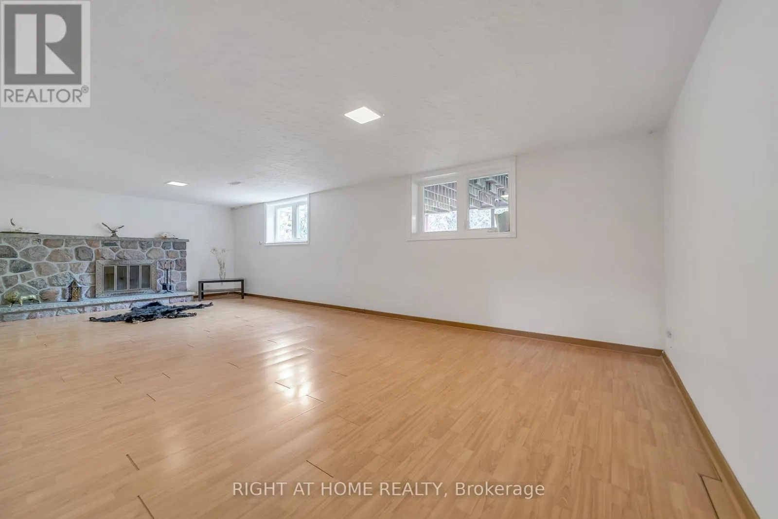 1025 DAVIS DRIVE