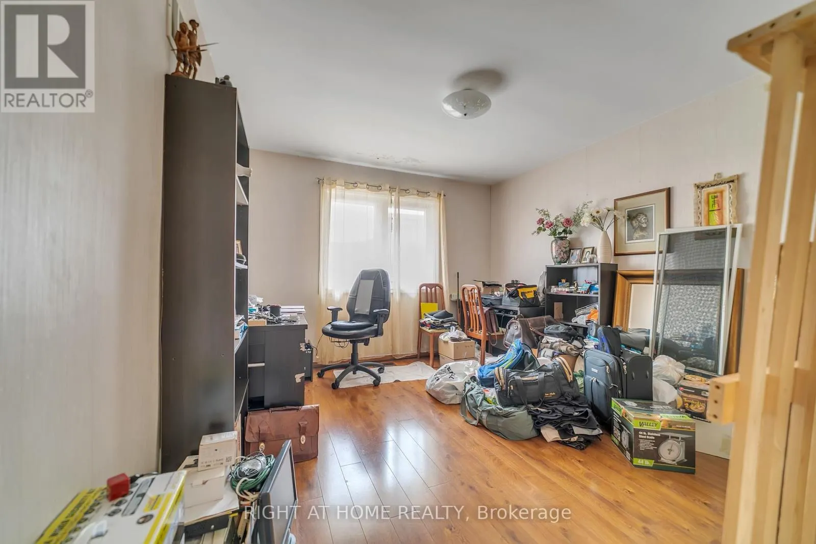 1025 DAVIS DRIVE