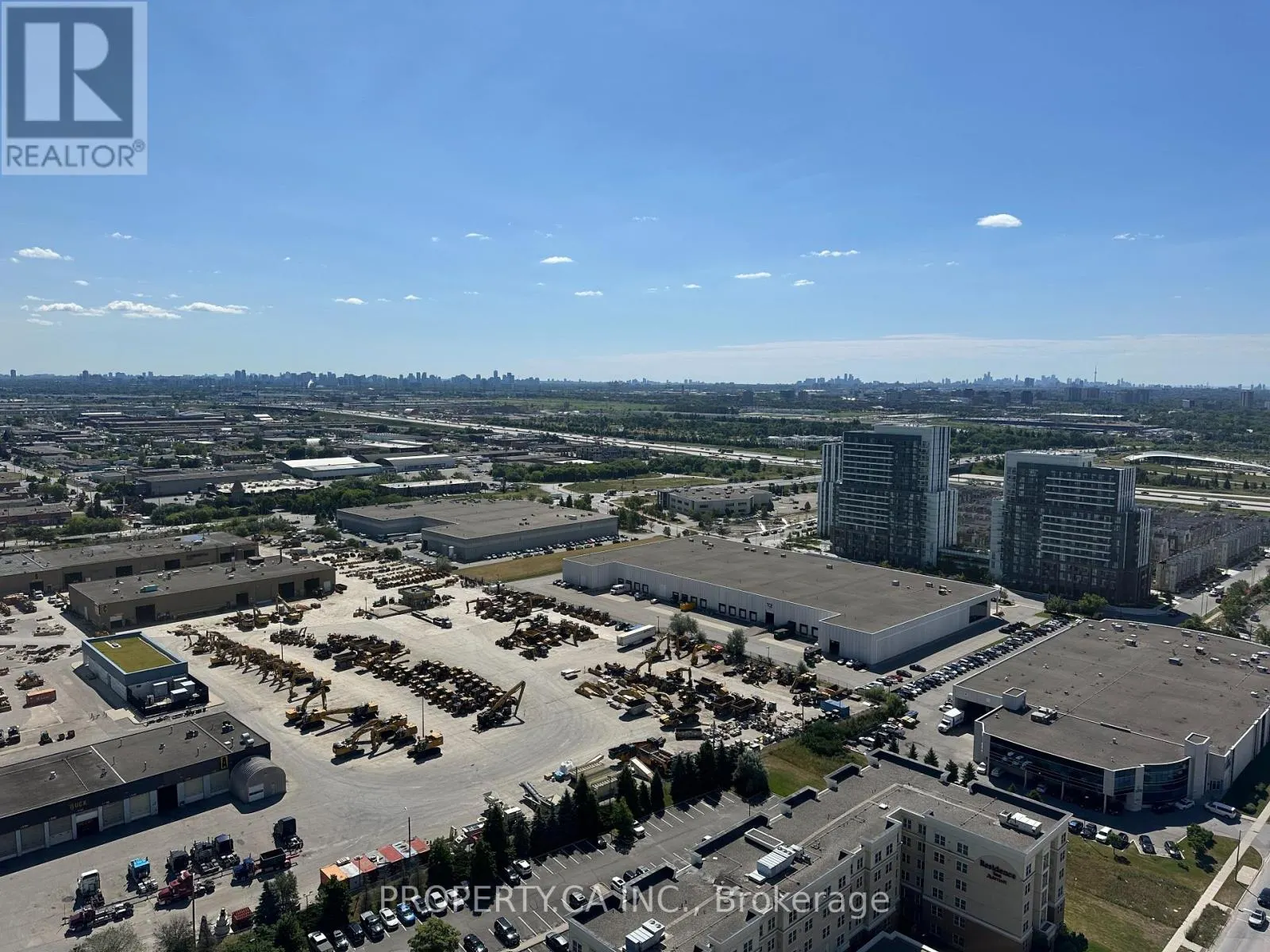3306 - 28 INTERCHANGE WAY