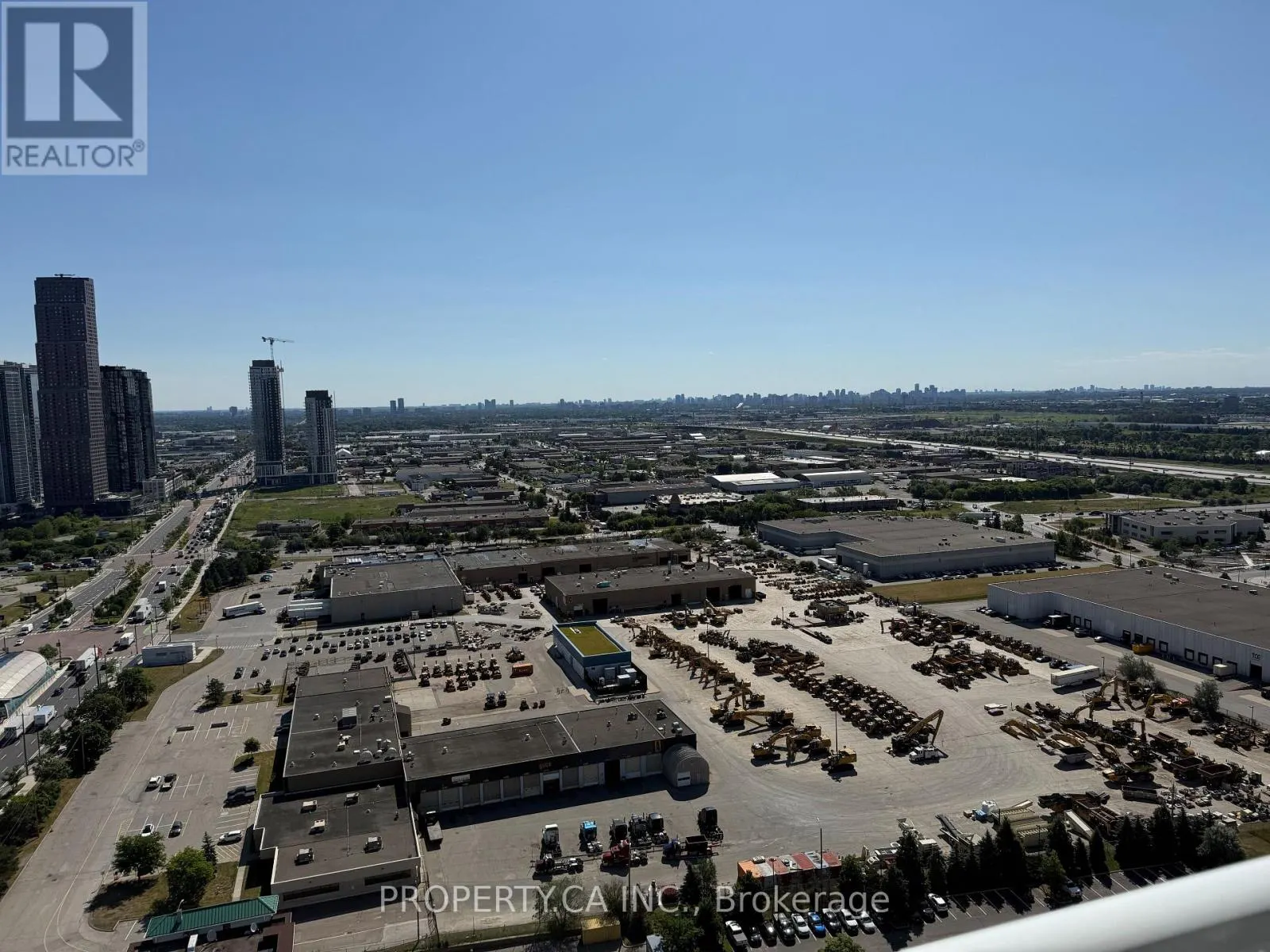 3306 - 28 INTERCHANGE WAY